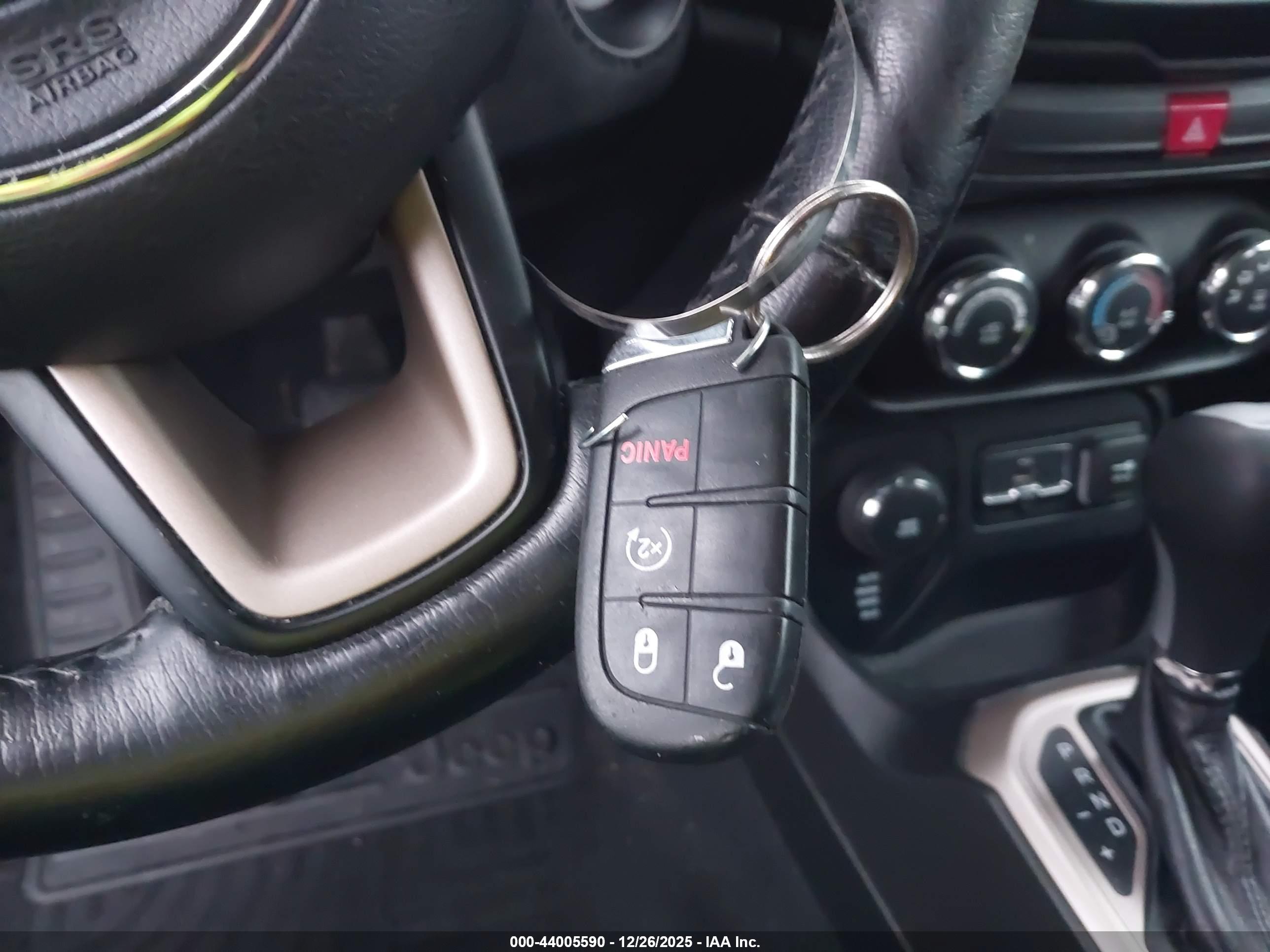 JEEP RENEGADE image 11