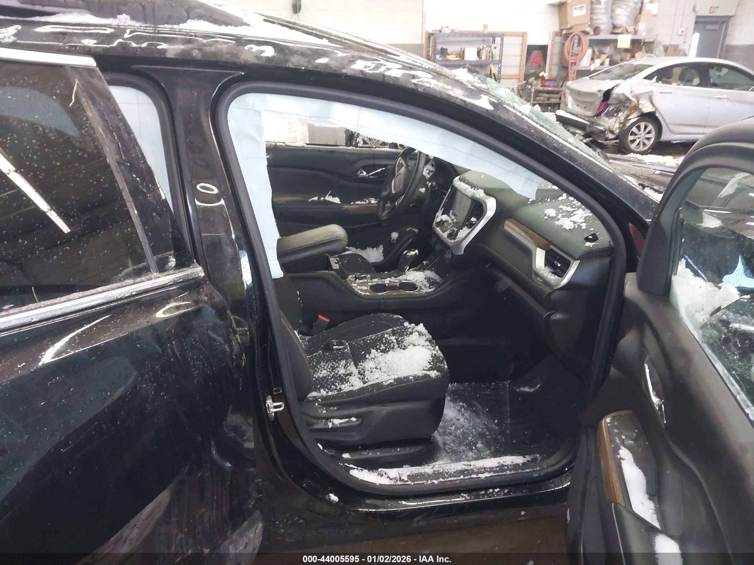 GMC ACADIA image 5