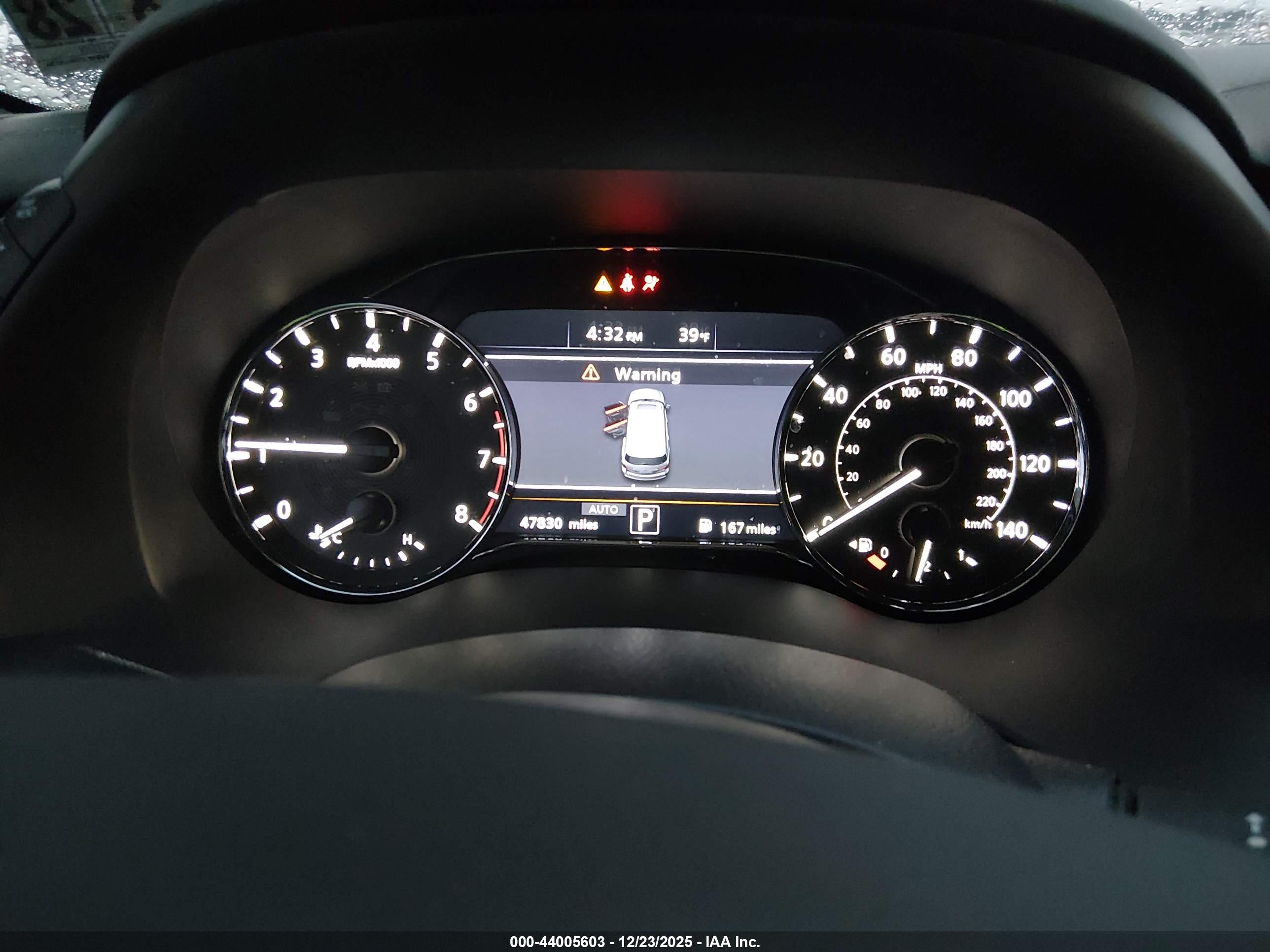 INFINITI QX80 image 7