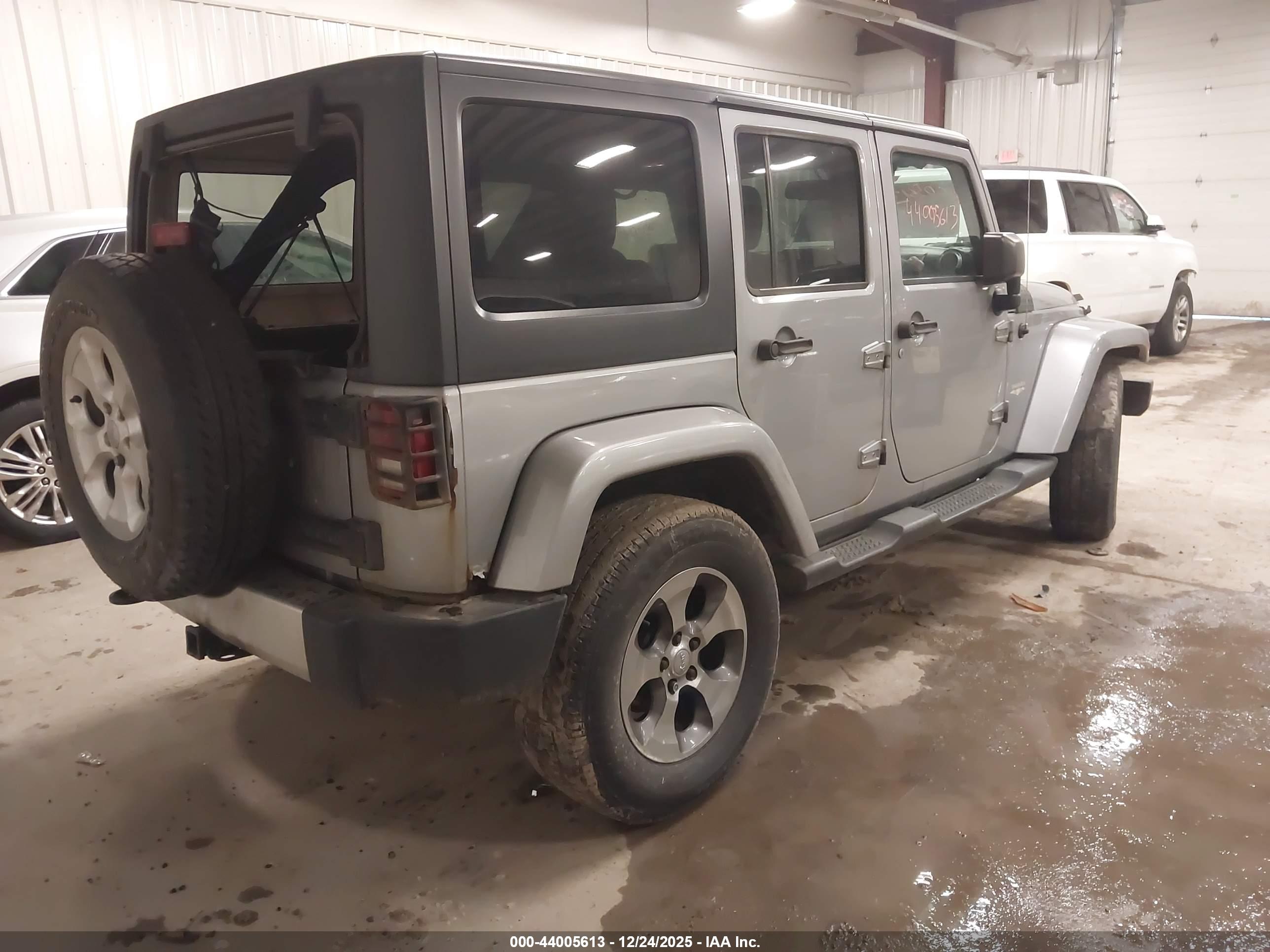 JEEP WRANGLER image 4