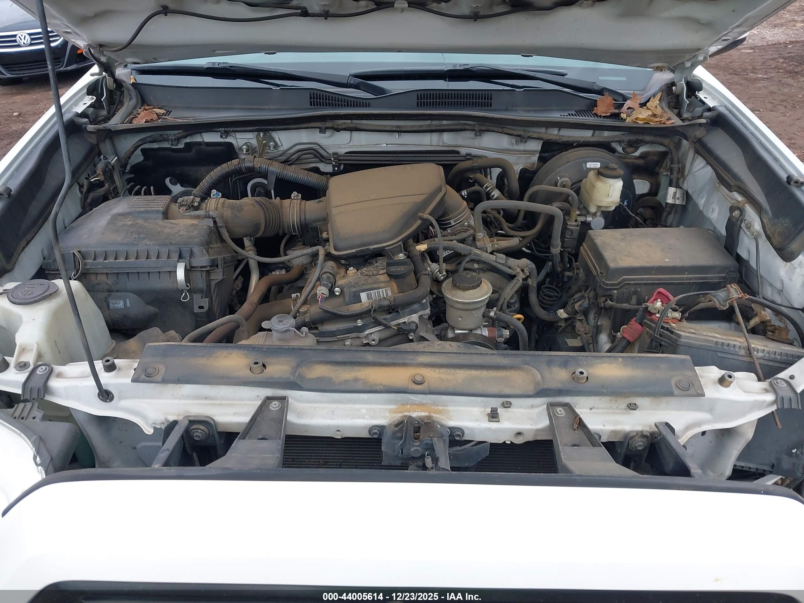 TOYOTA TACOMA image 10