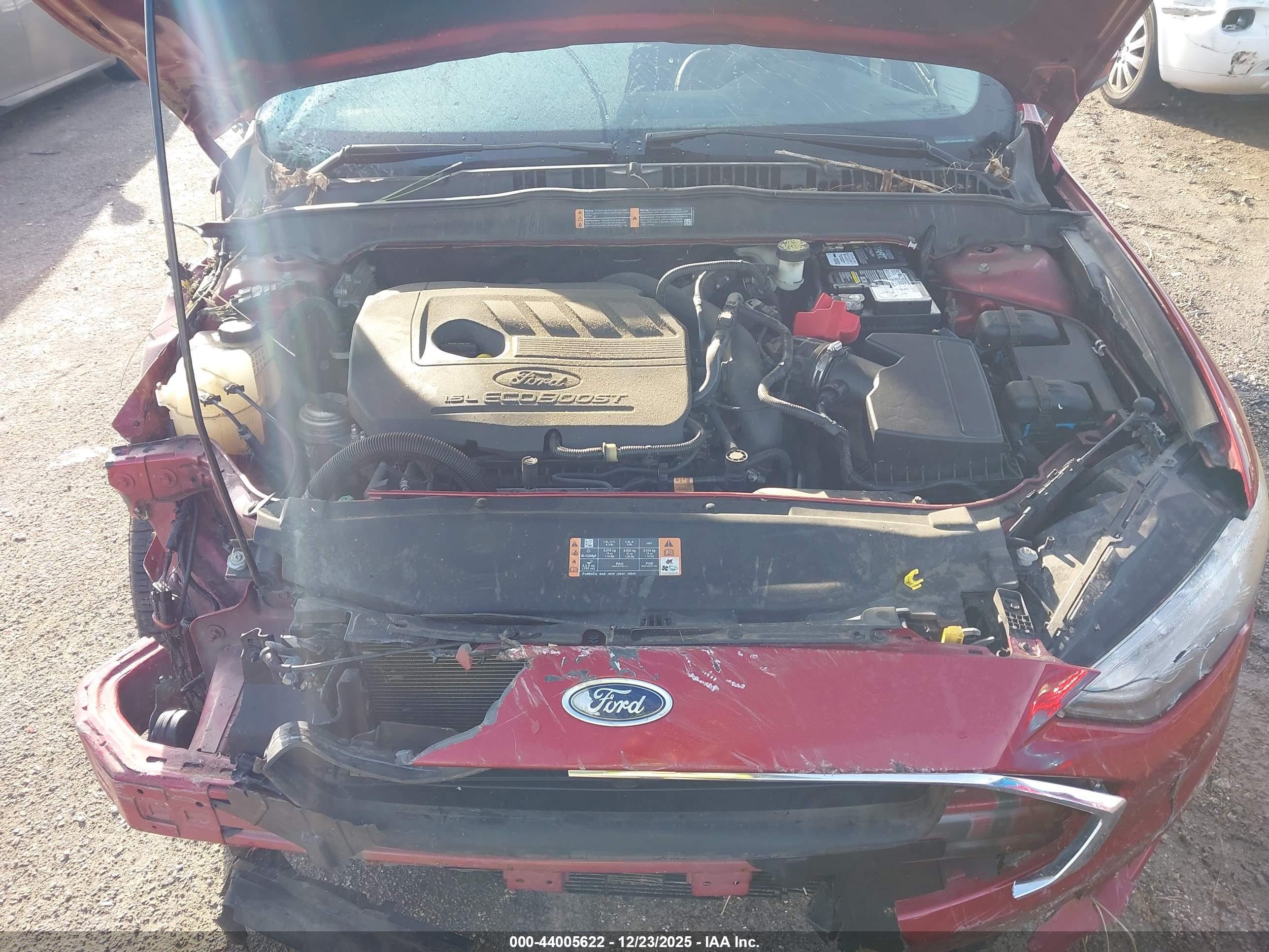 FORD FUSION image 10