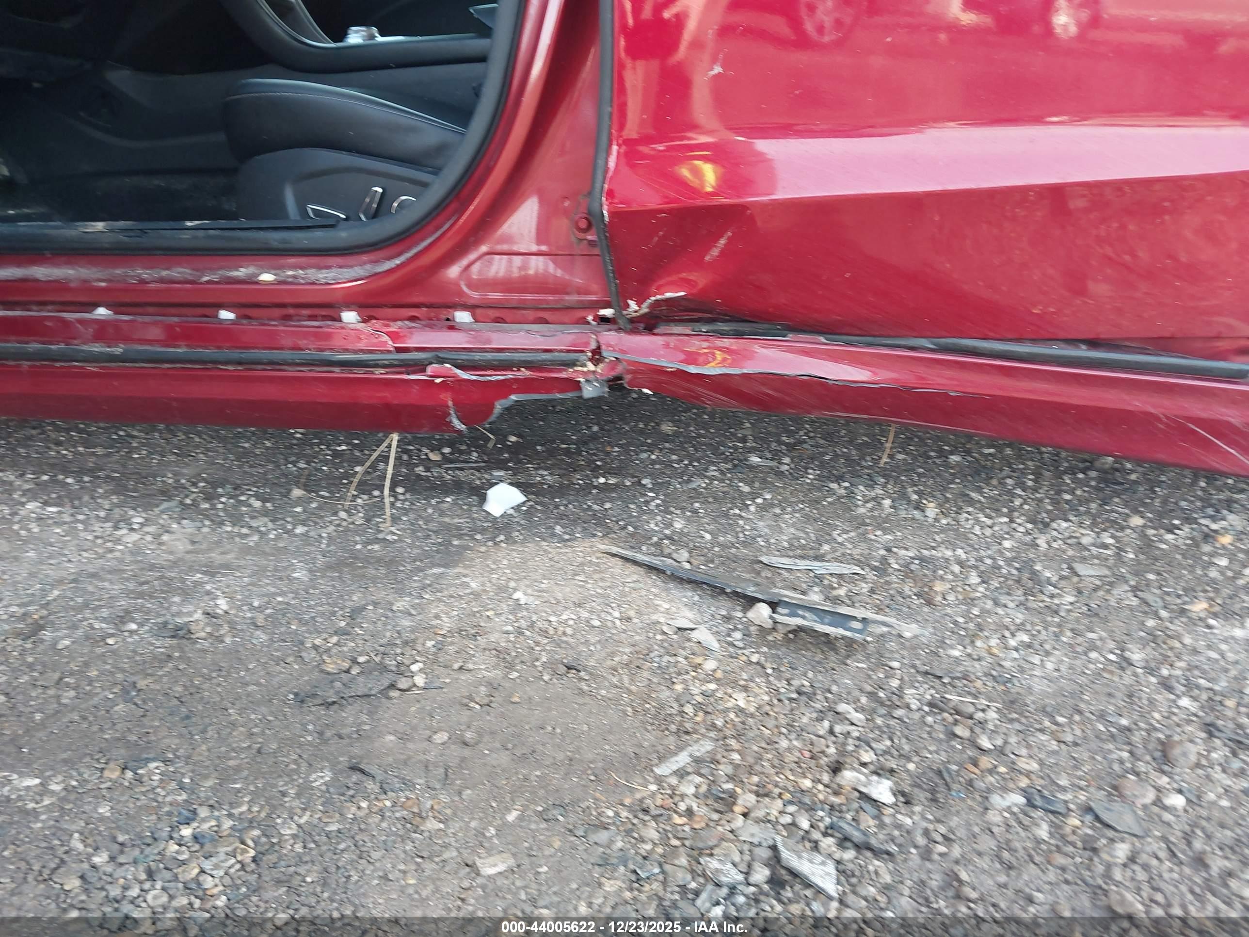 FORD FUSION image 6