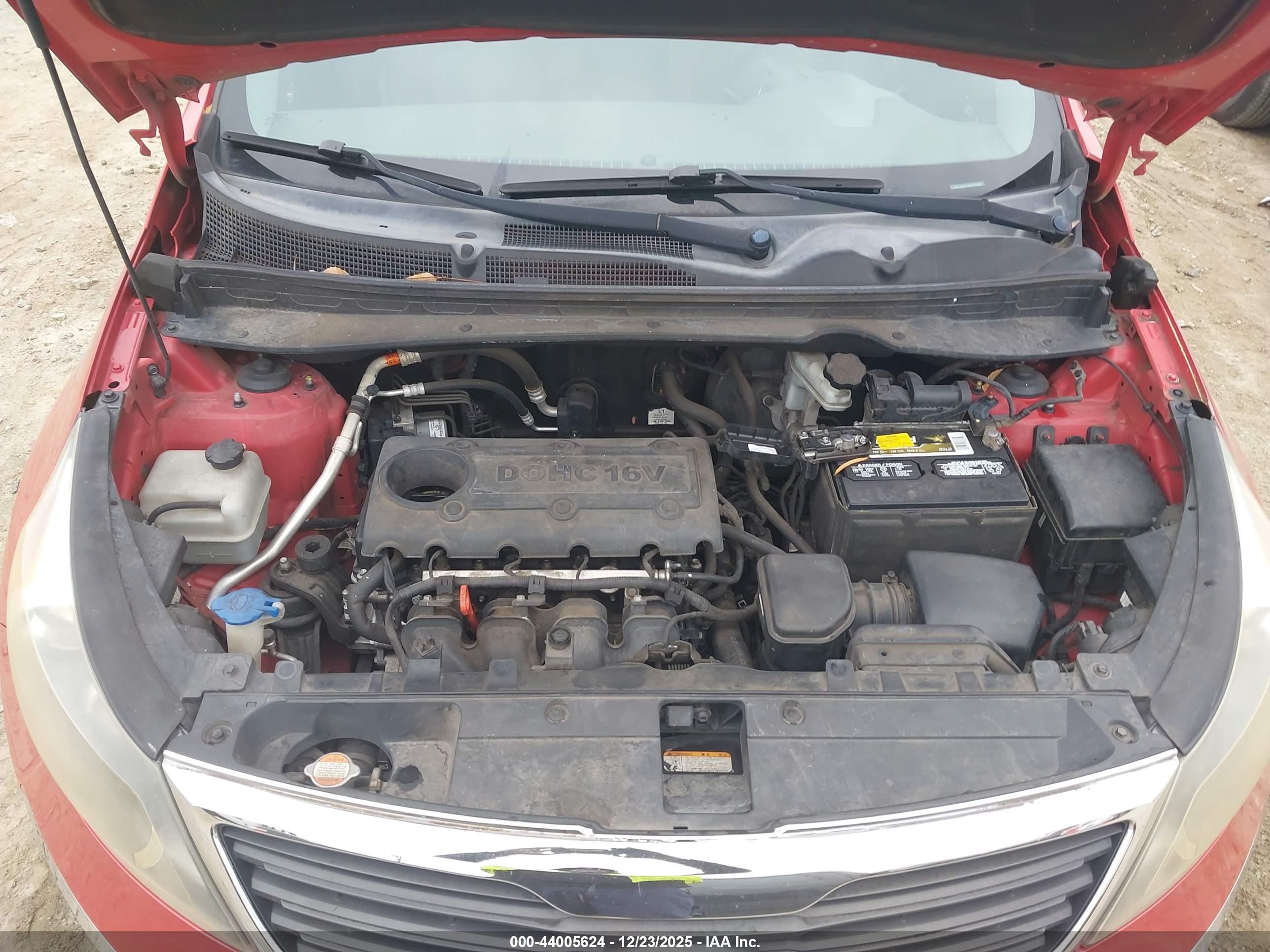 KIA SPORTAGE image 10