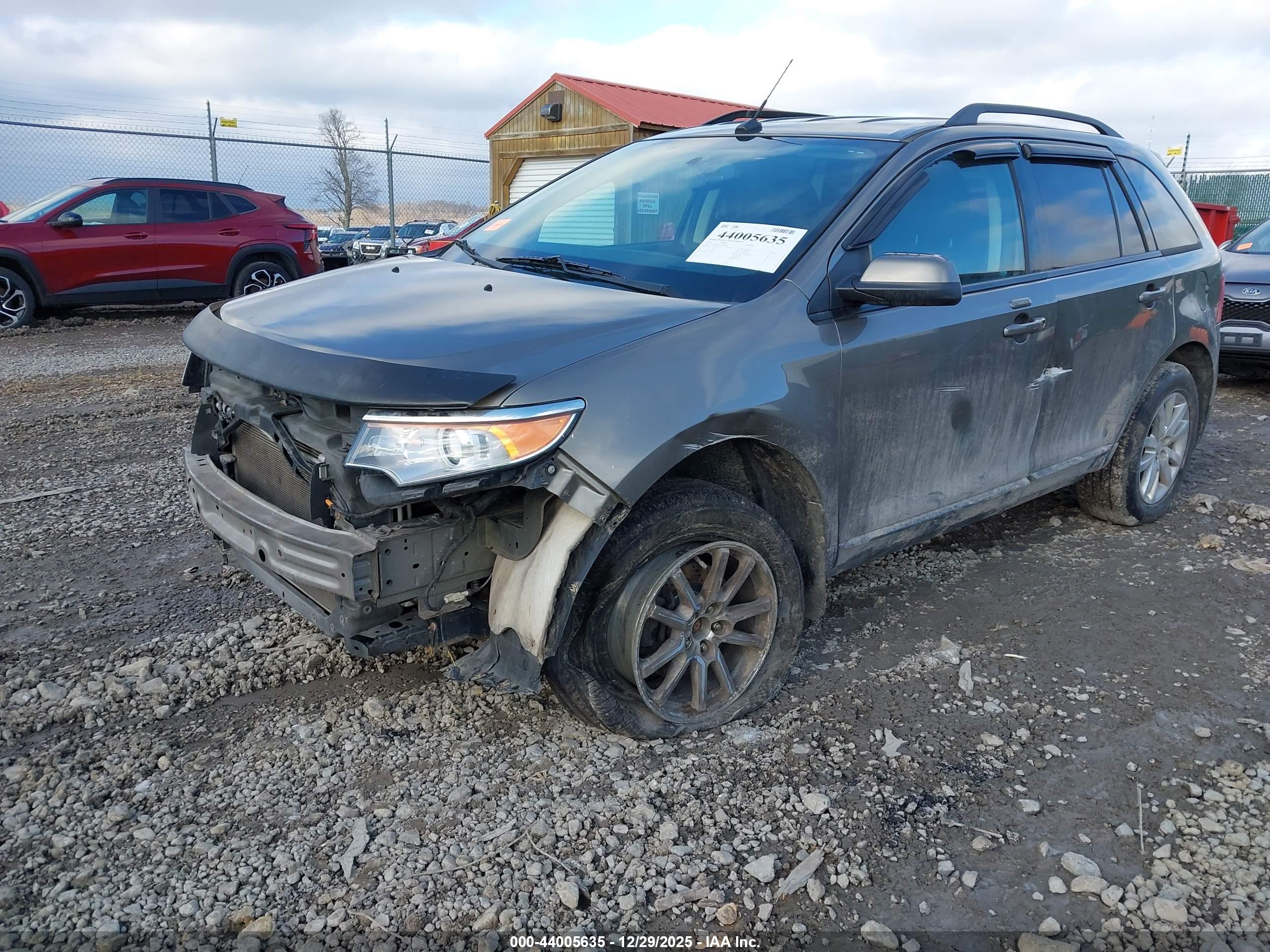 FORD EDGE image 2