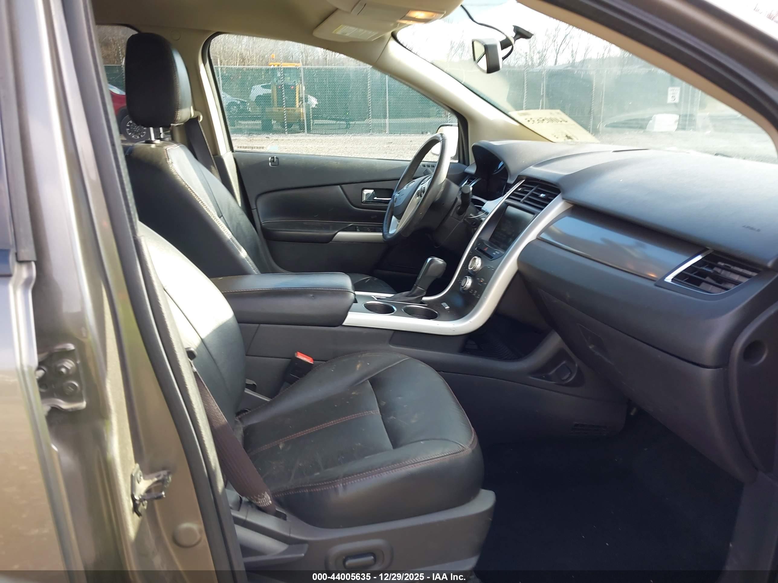 FORD EDGE image 5