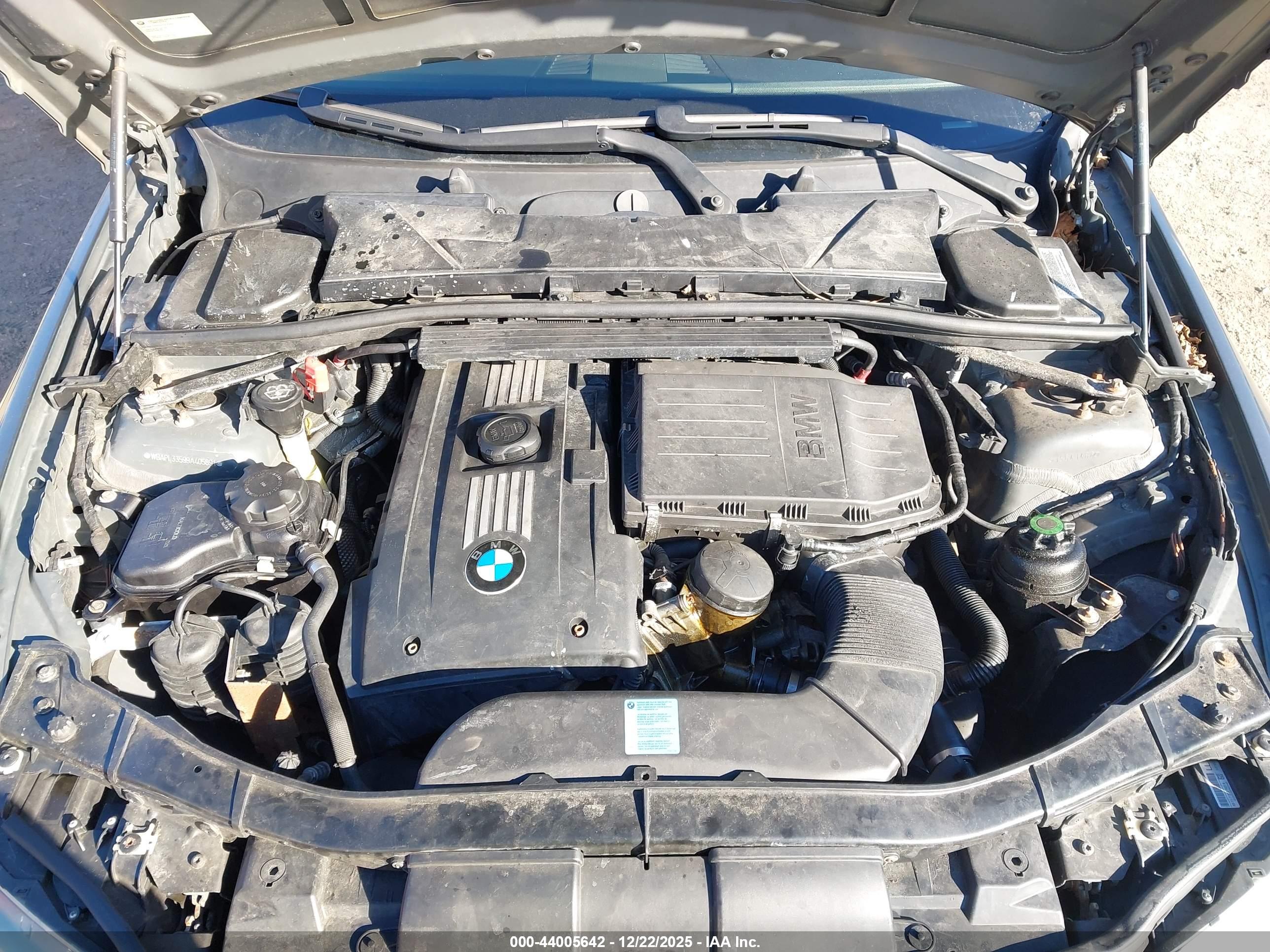 BMW 335I image 10