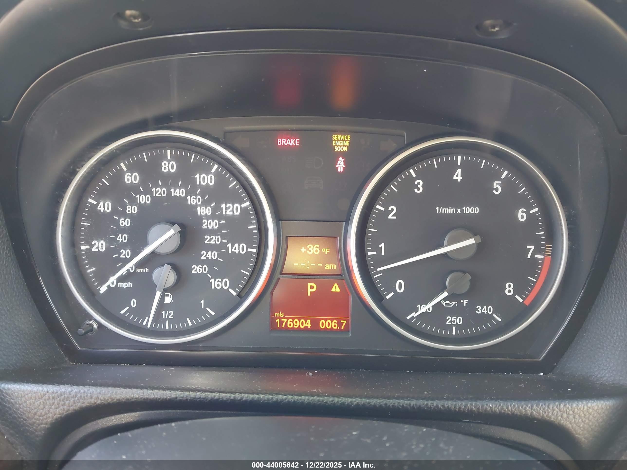 BMW 335I image 7