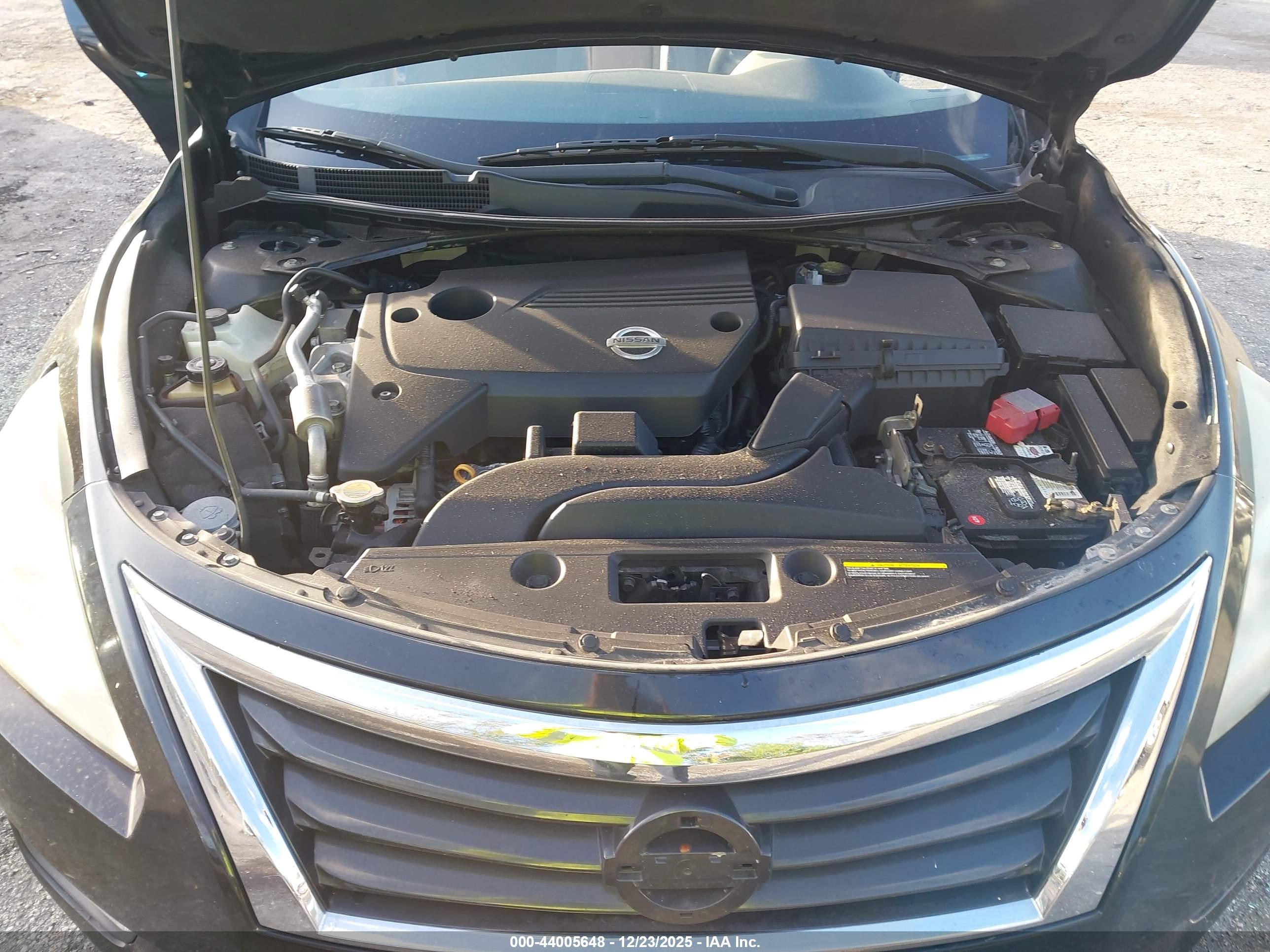 NISSAN ALTIMA image 10