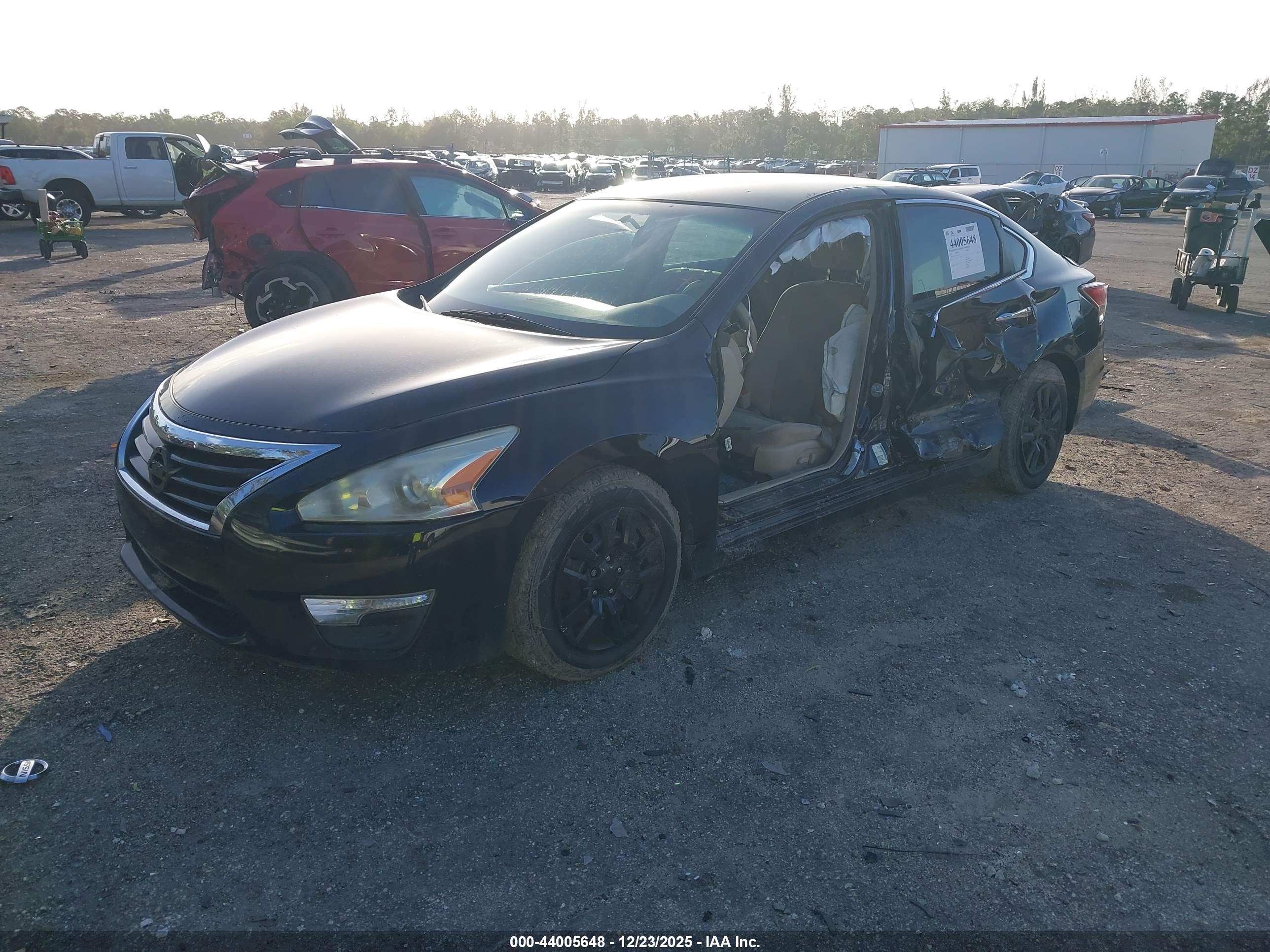 NISSAN ALTIMA image 2