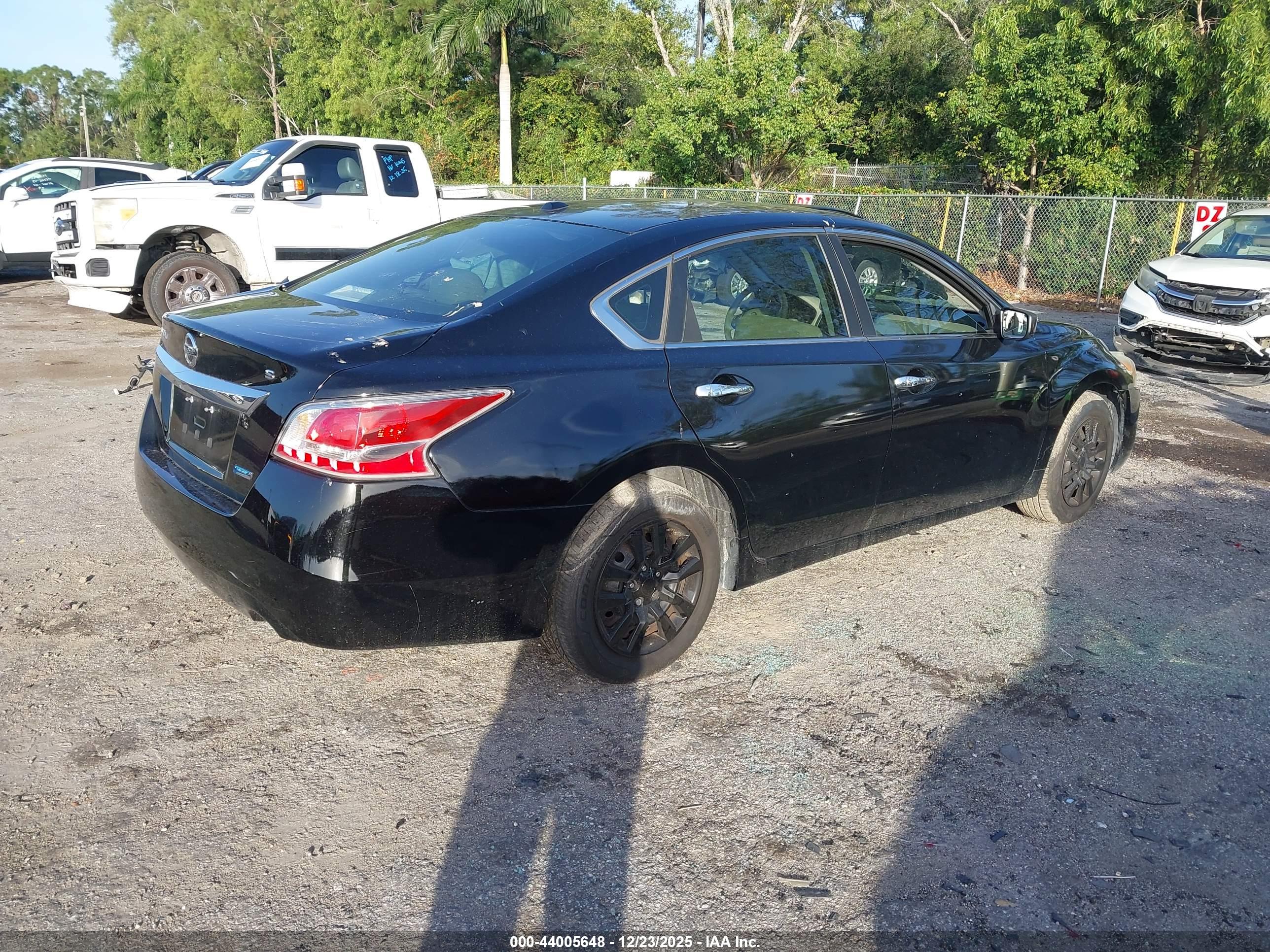 NISSAN ALTIMA image 4