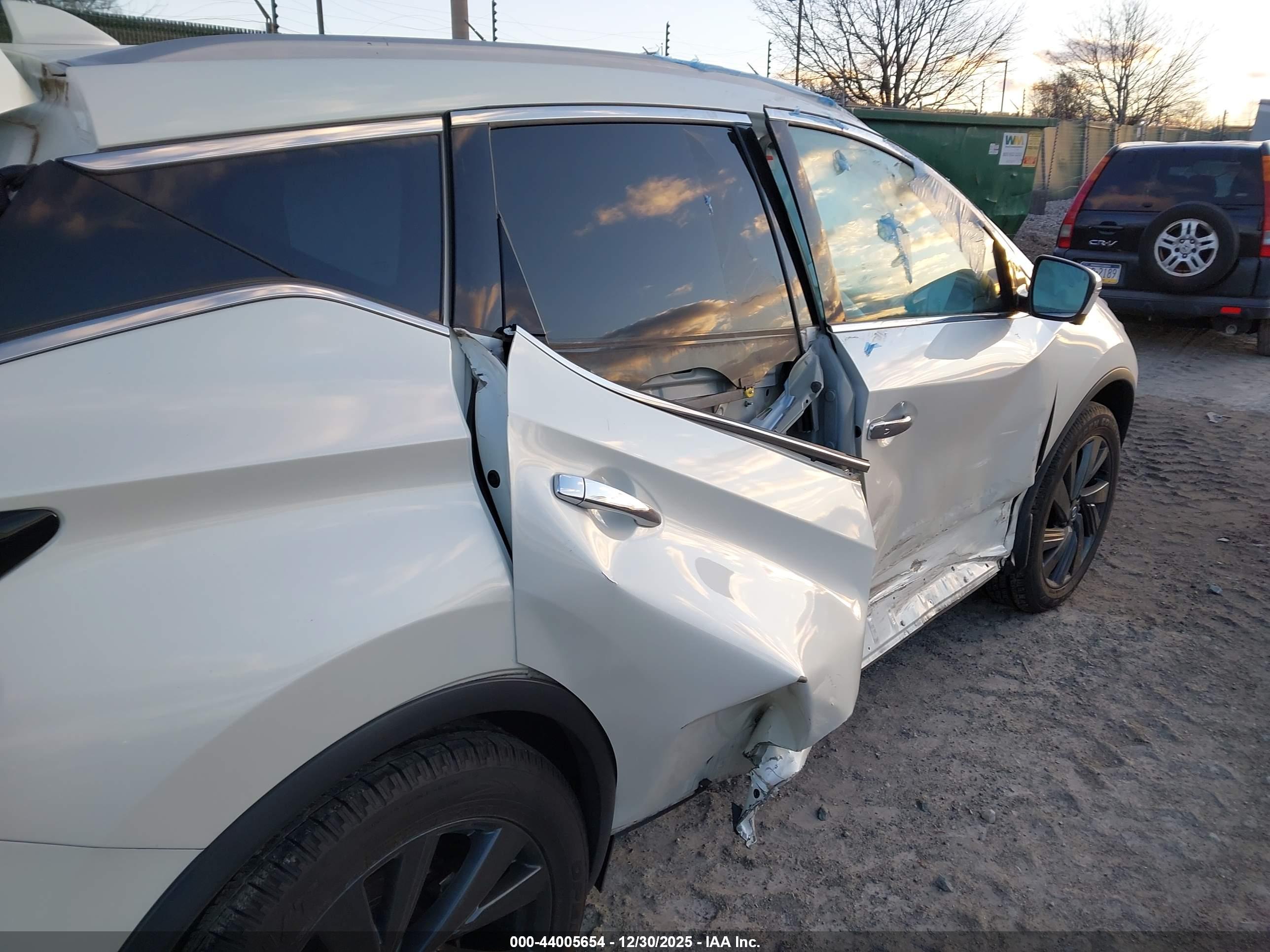 NISSAN MURANO image 6