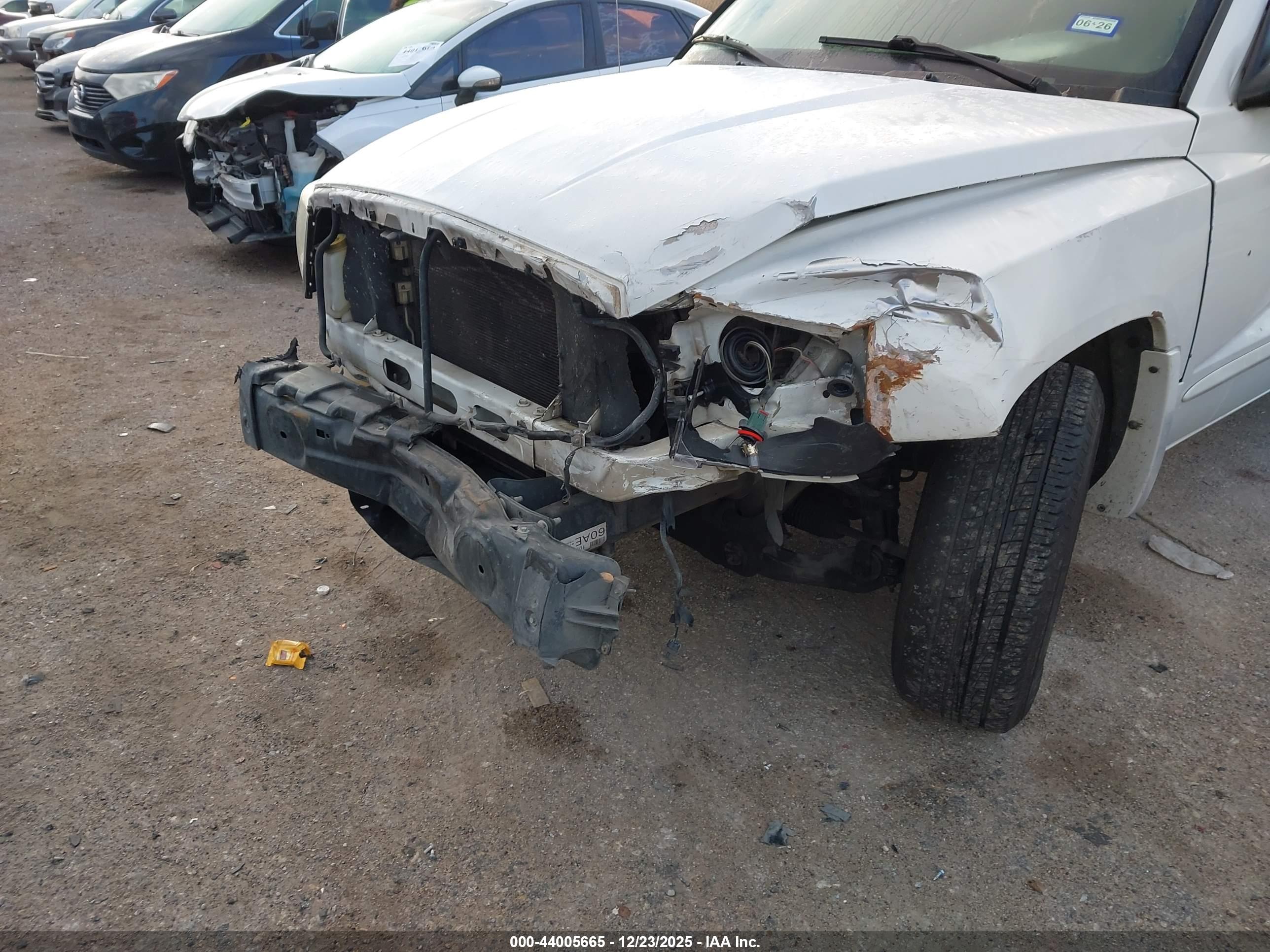 DODGE DAKOTA image 6