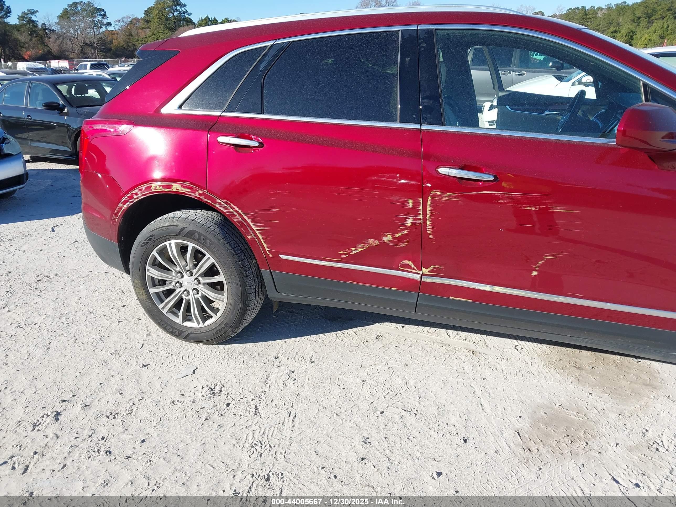 CADILLAC XT5 image 6