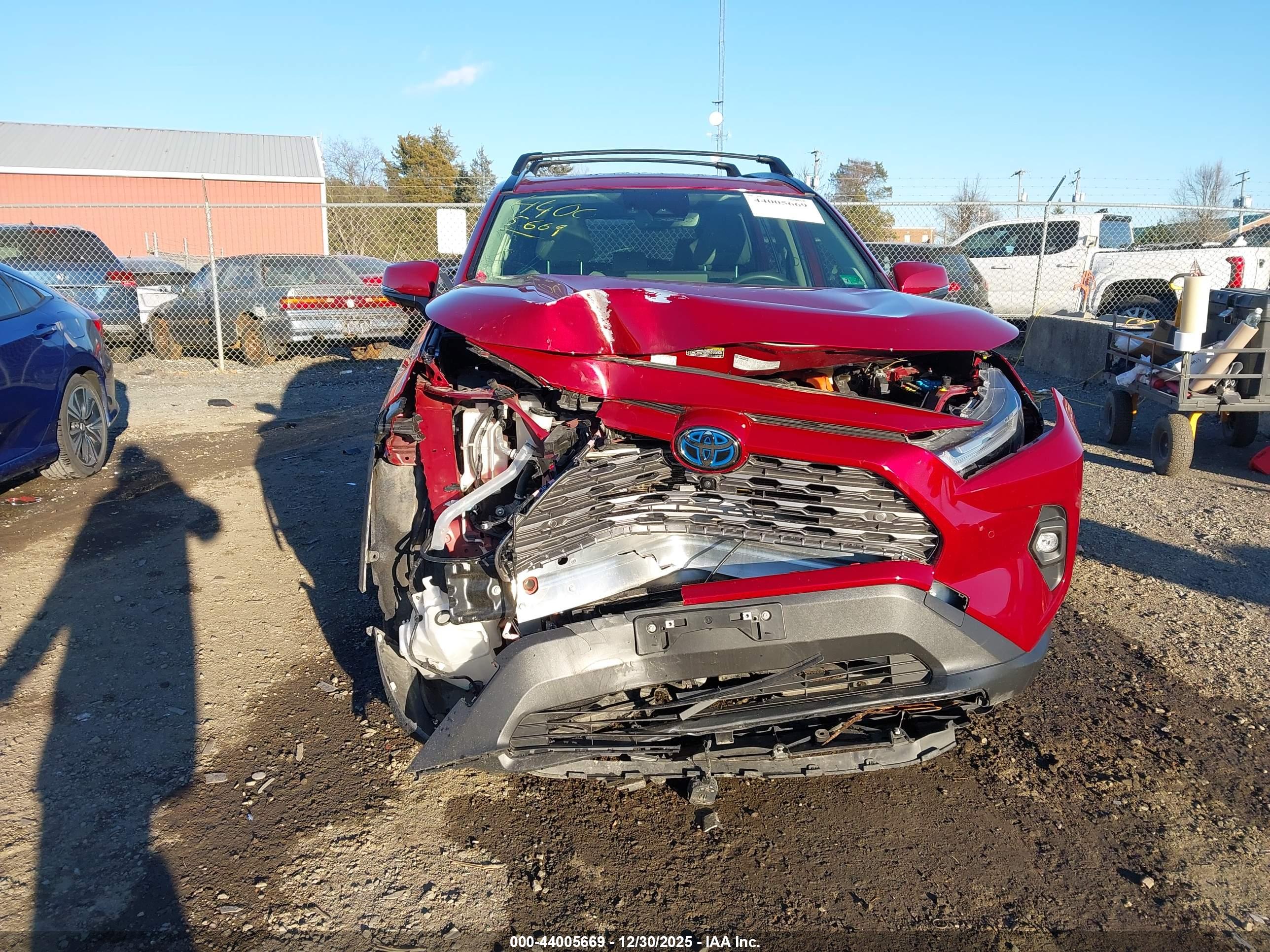 TOYOTA RAV4 image 6
