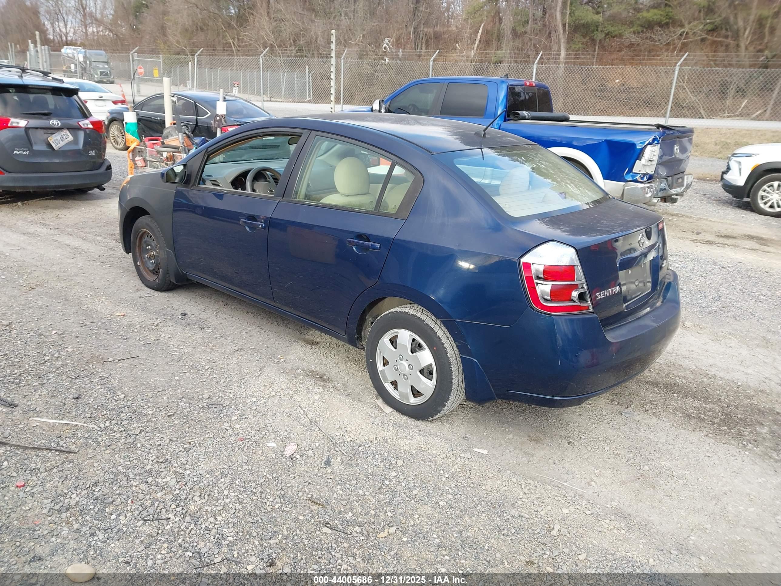 NISSAN SENTRA image 3