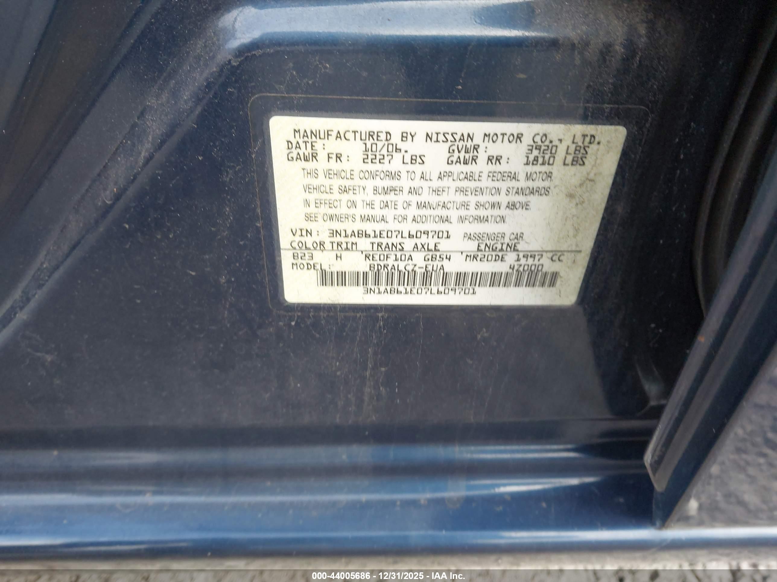 NISSAN SENTRA image 9