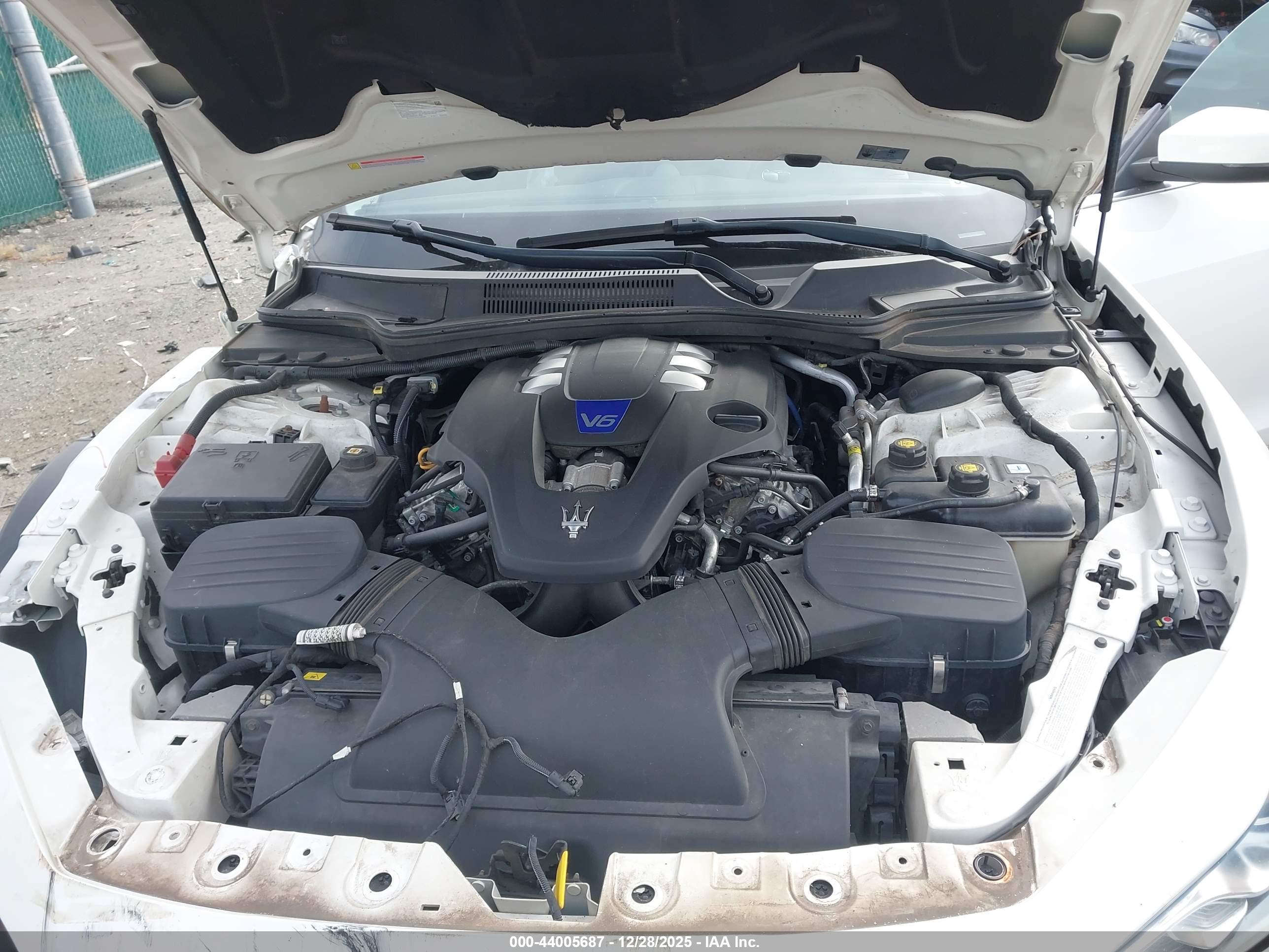 MASERATI GHIBLI image 10