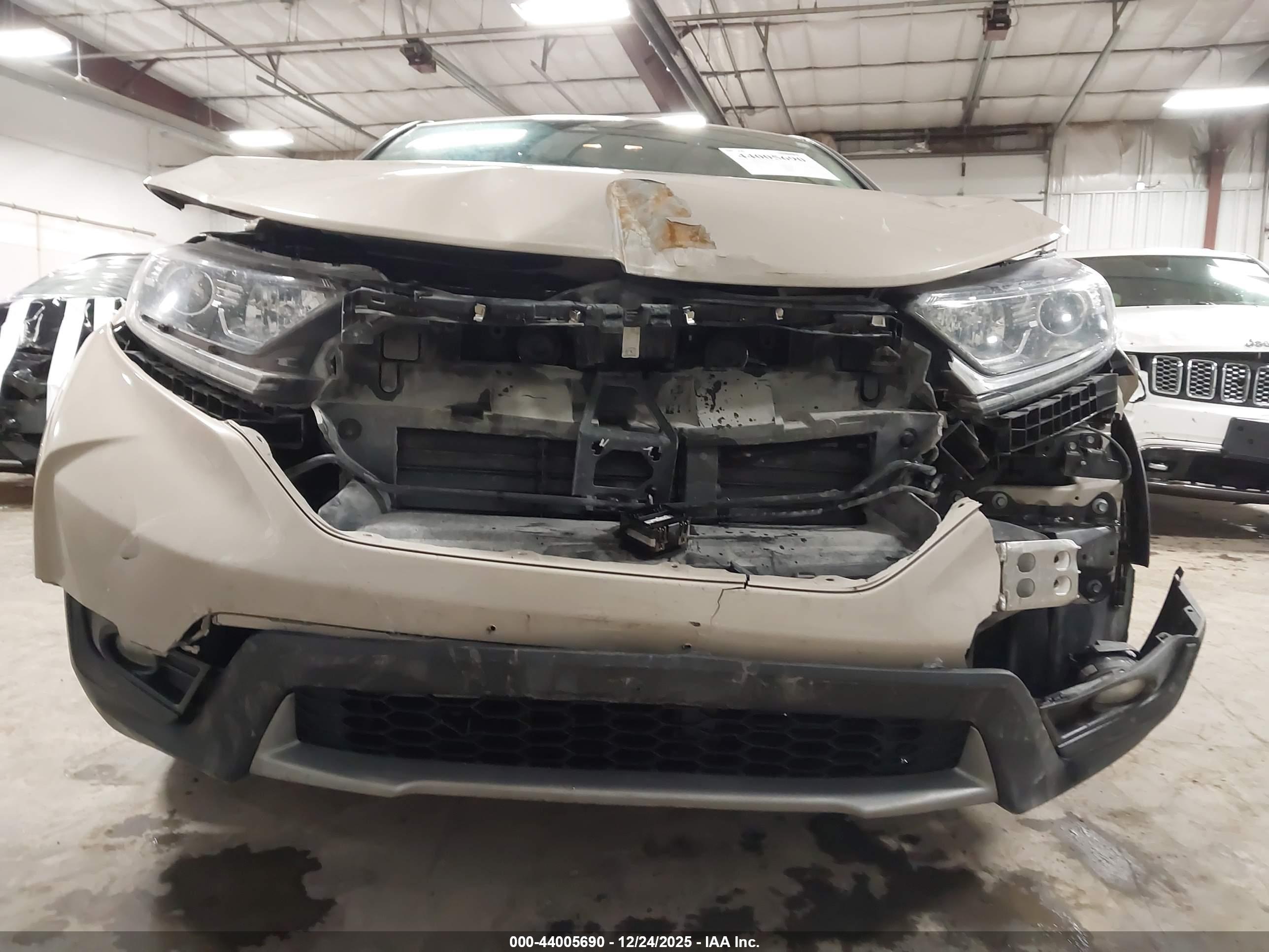 HONDA CR-V image 6
