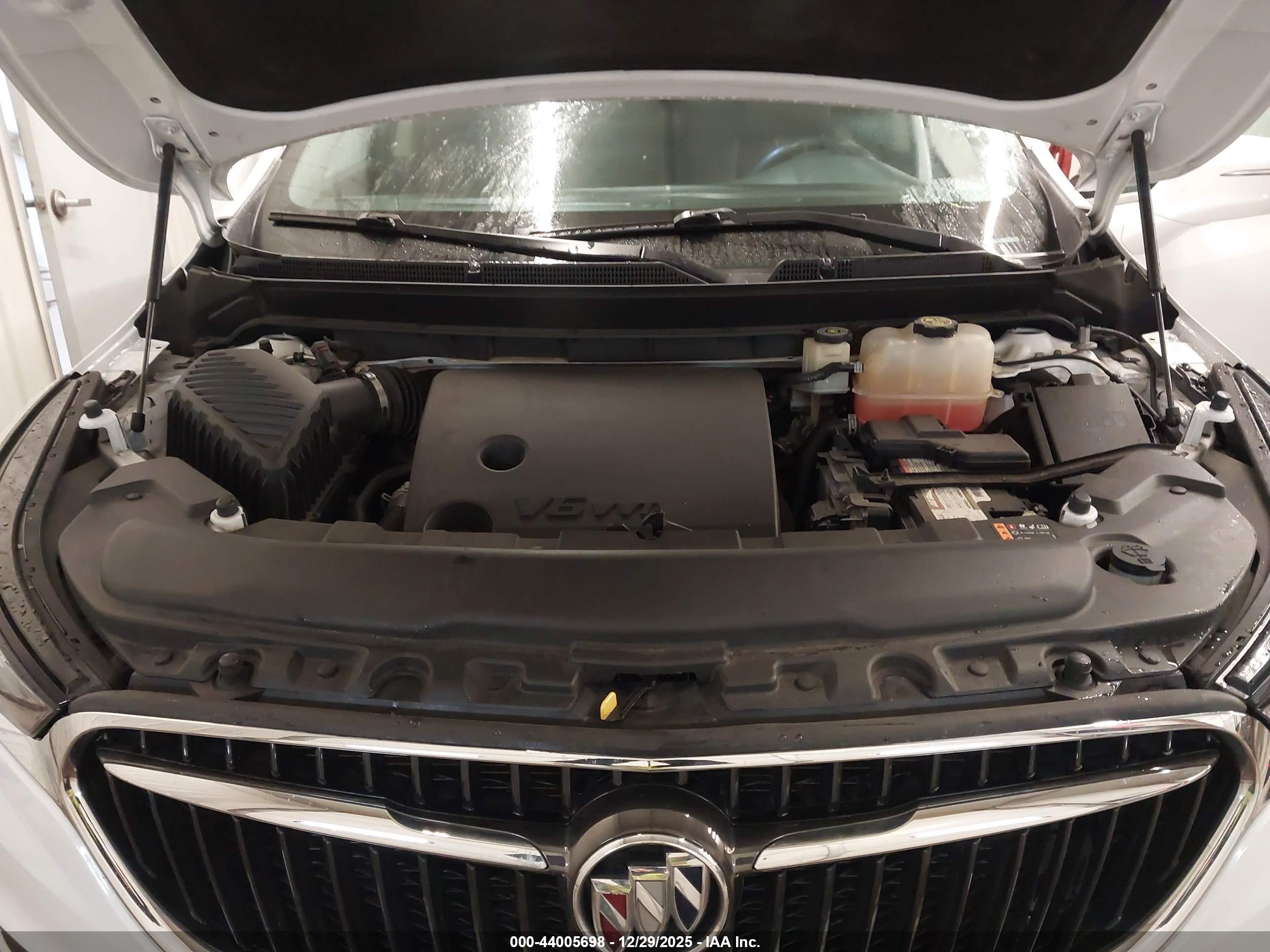 BUICK ENCLAVE image 10