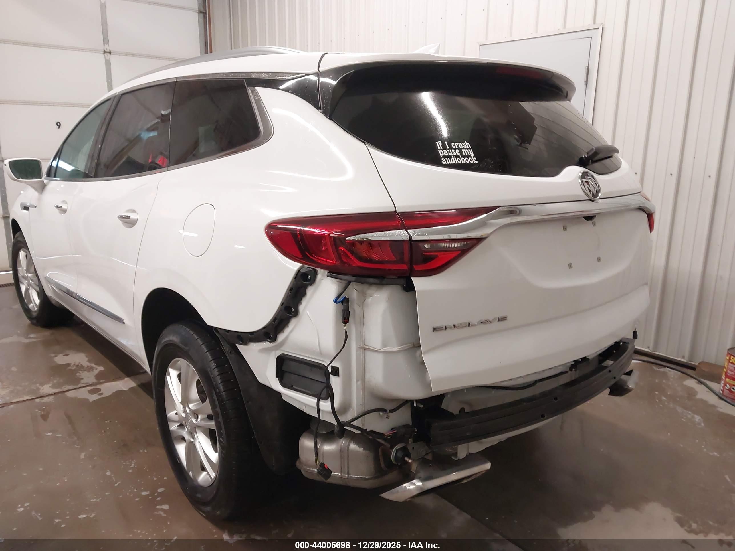 BUICK ENCLAVE image 3