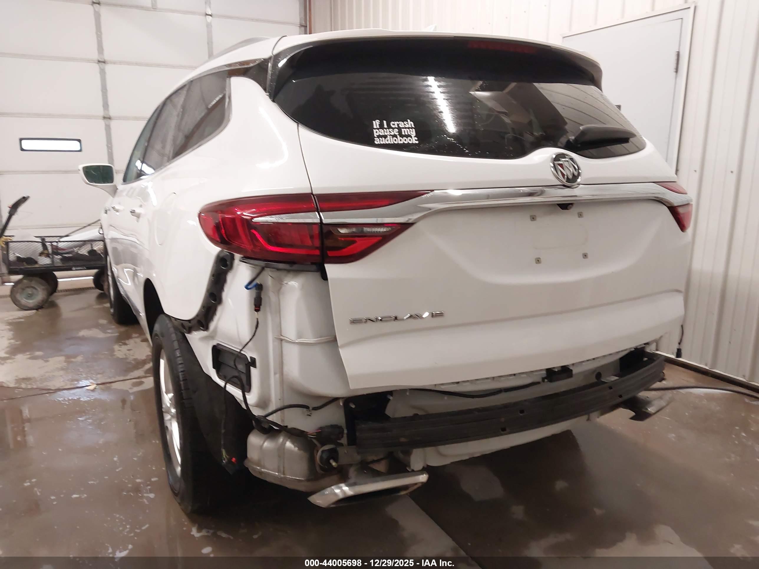 BUICK ENCLAVE image 6