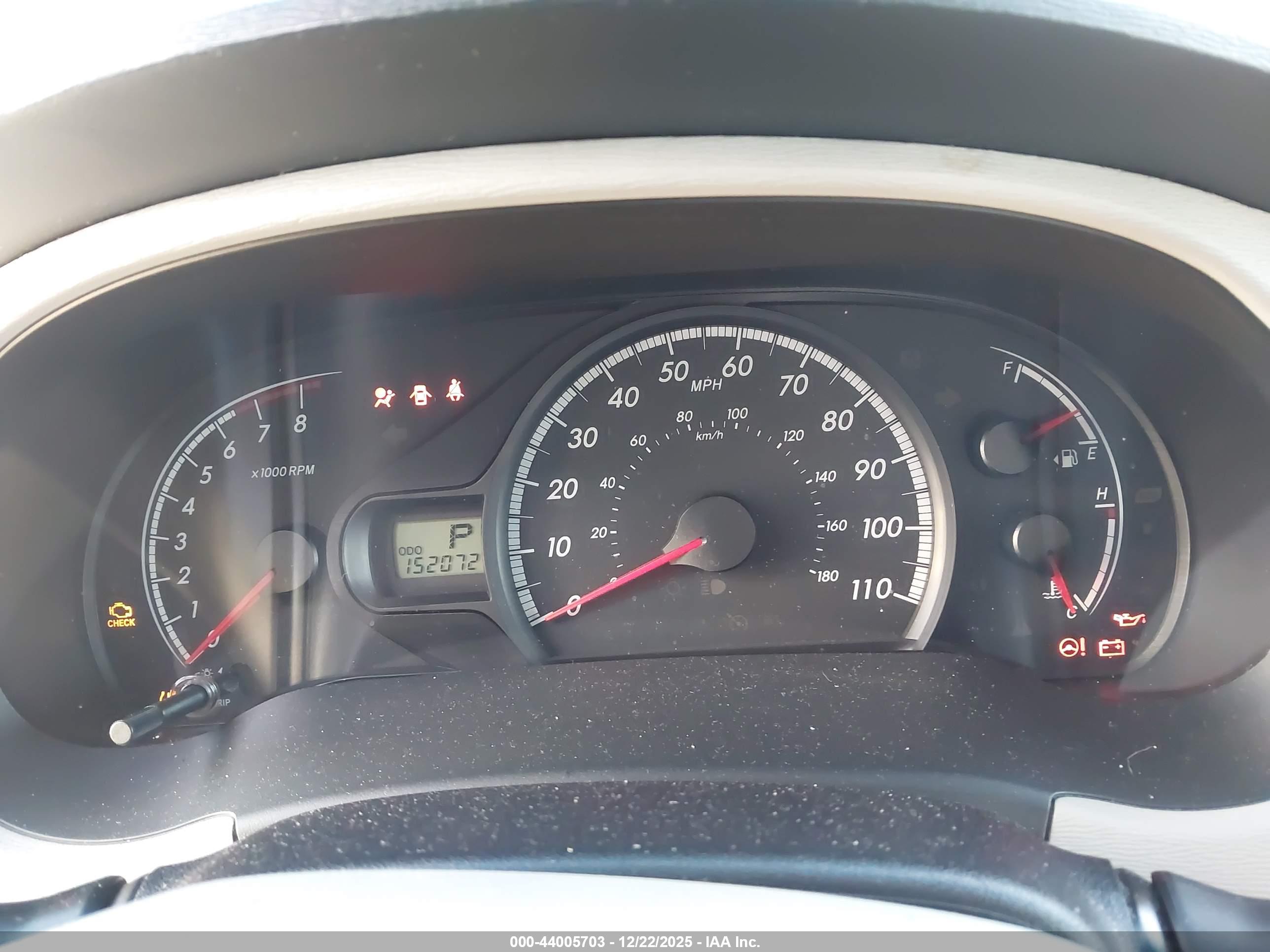 TOYOTA SIENNA image 7
