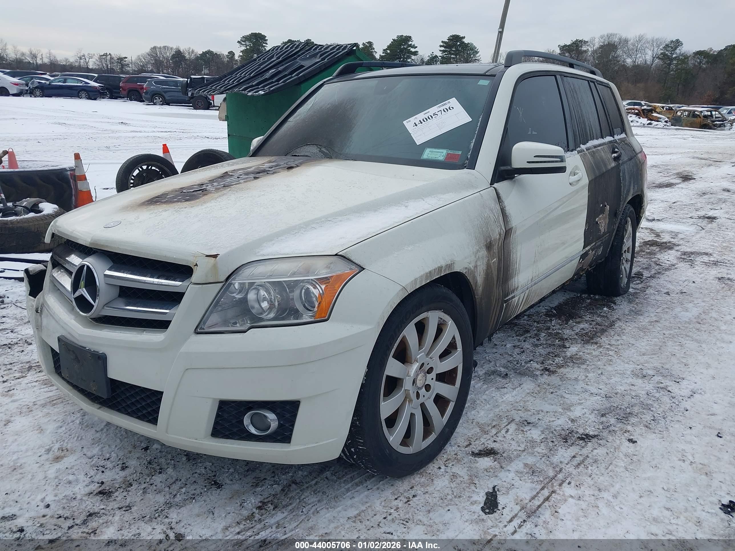 MERCEDES-BENZ GLK image 2