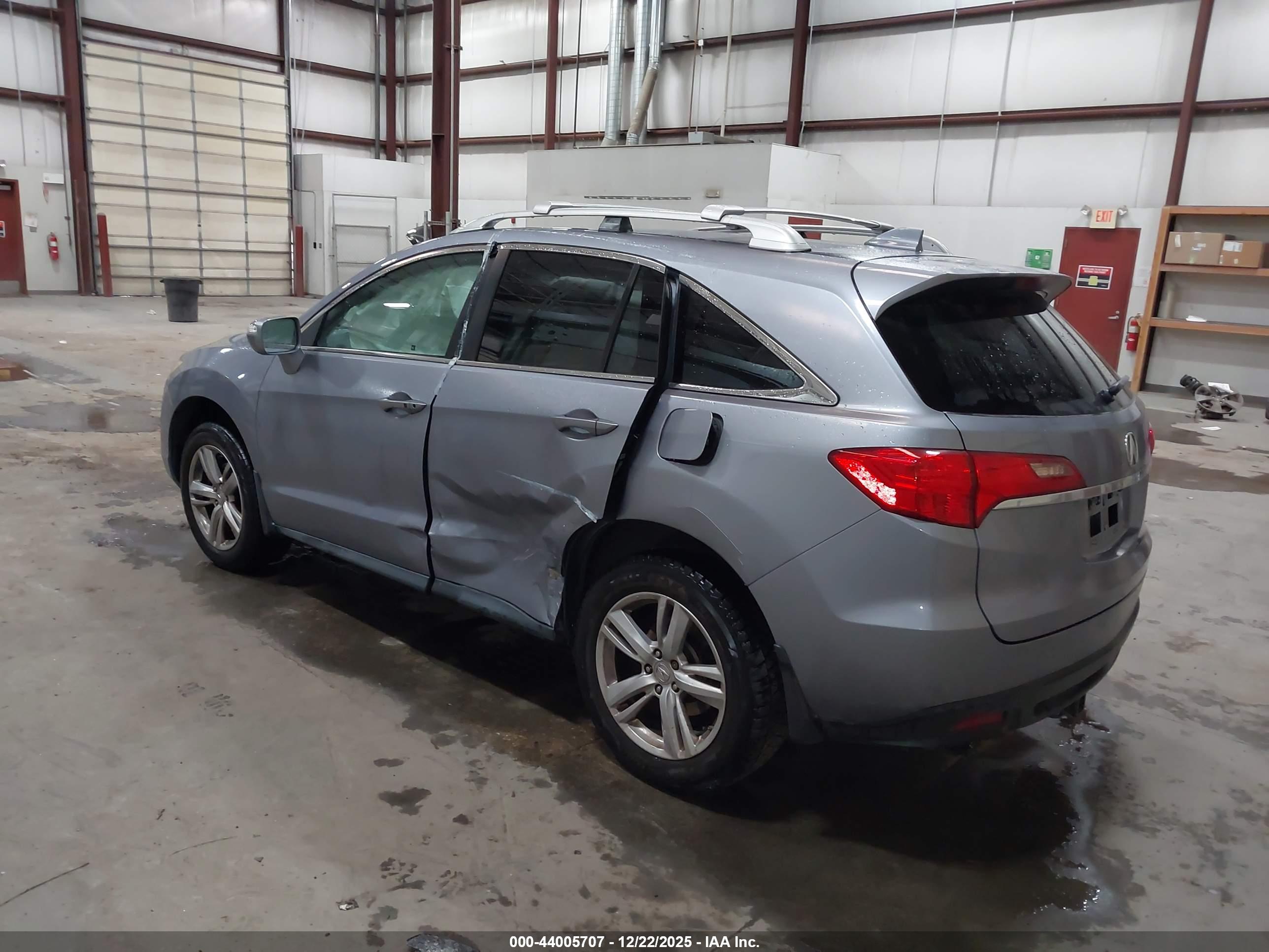ACURA RDX image 3