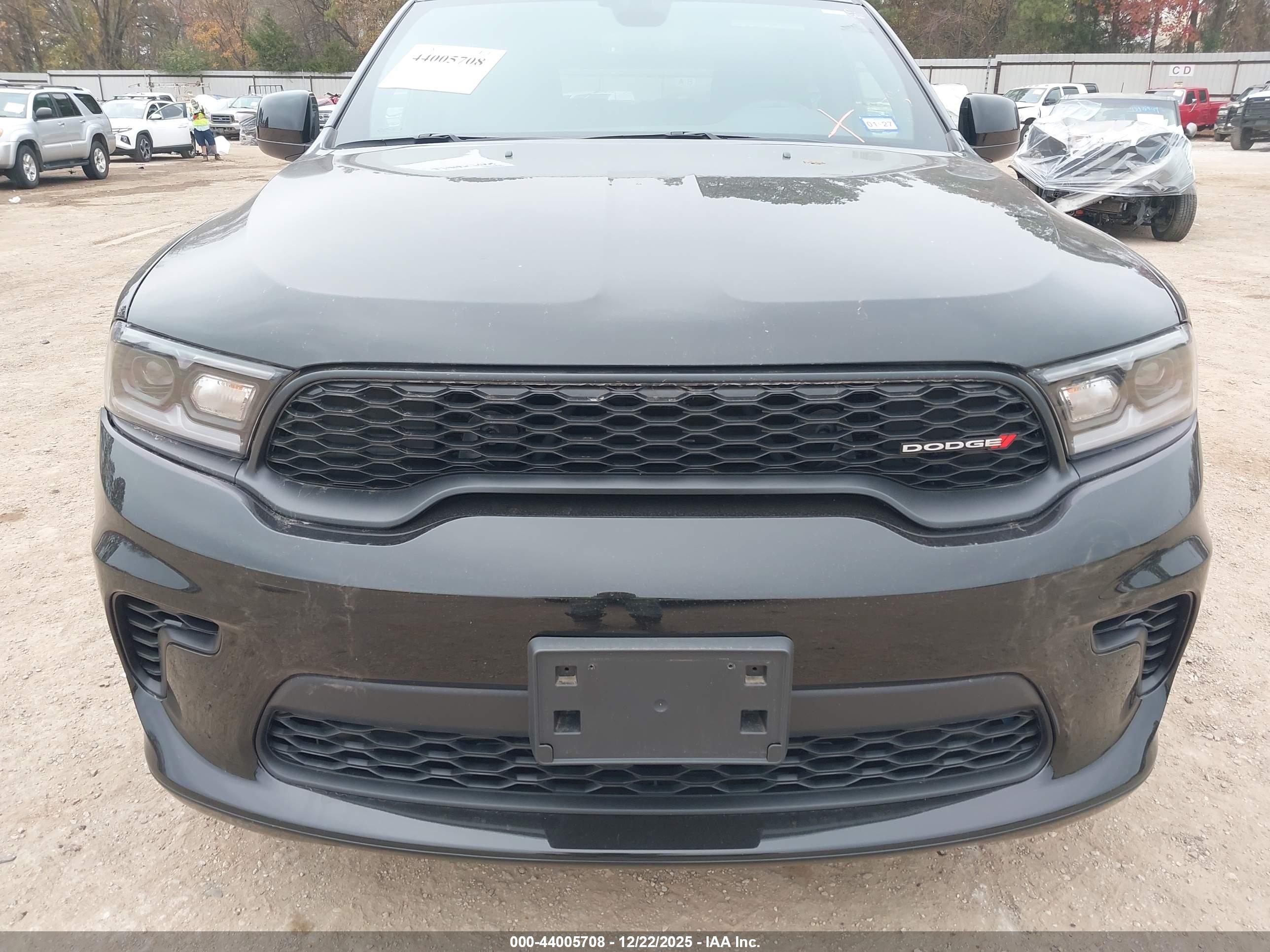 DODGE DURANGO image 6