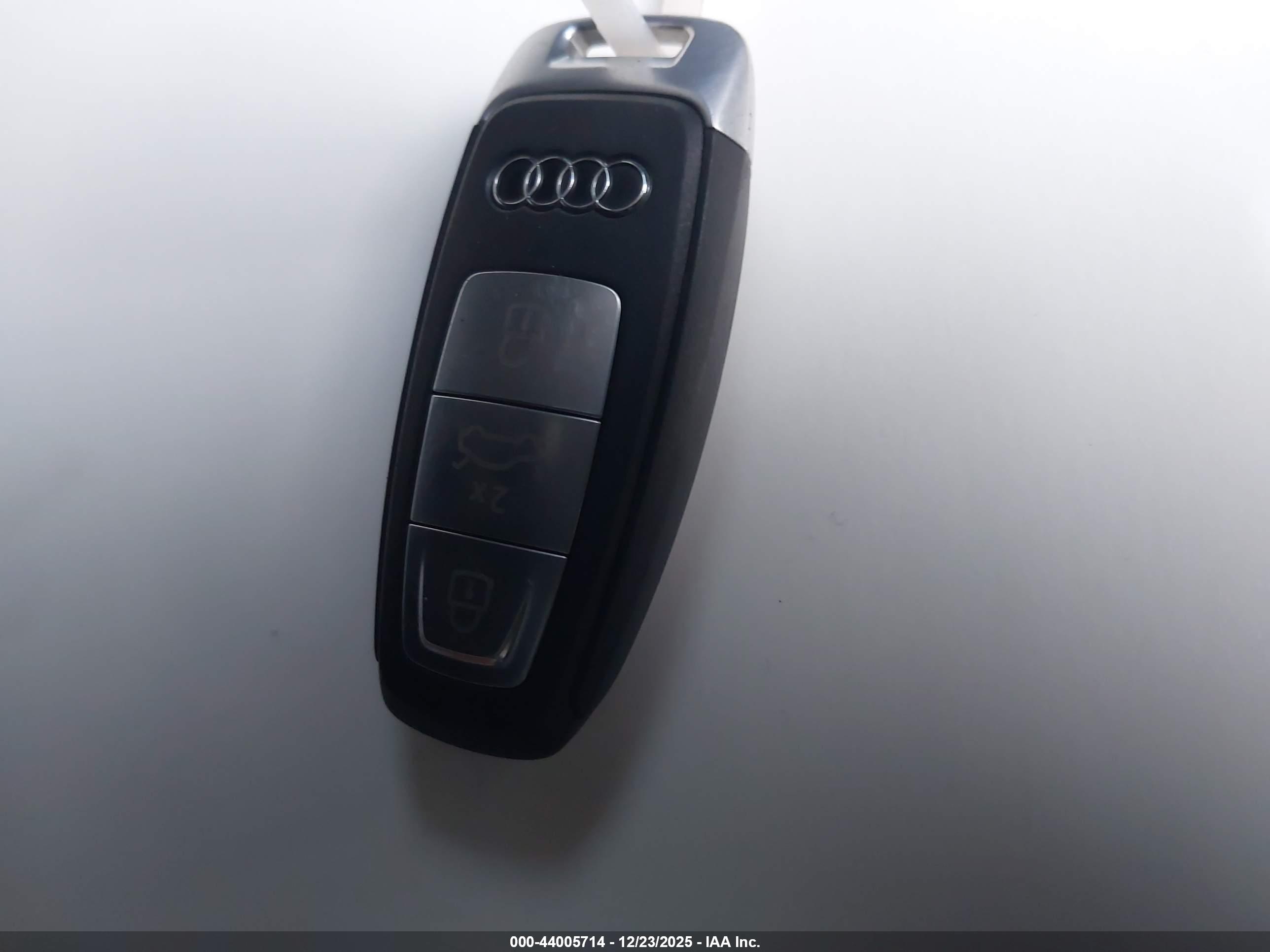 AUDI A3 image 11