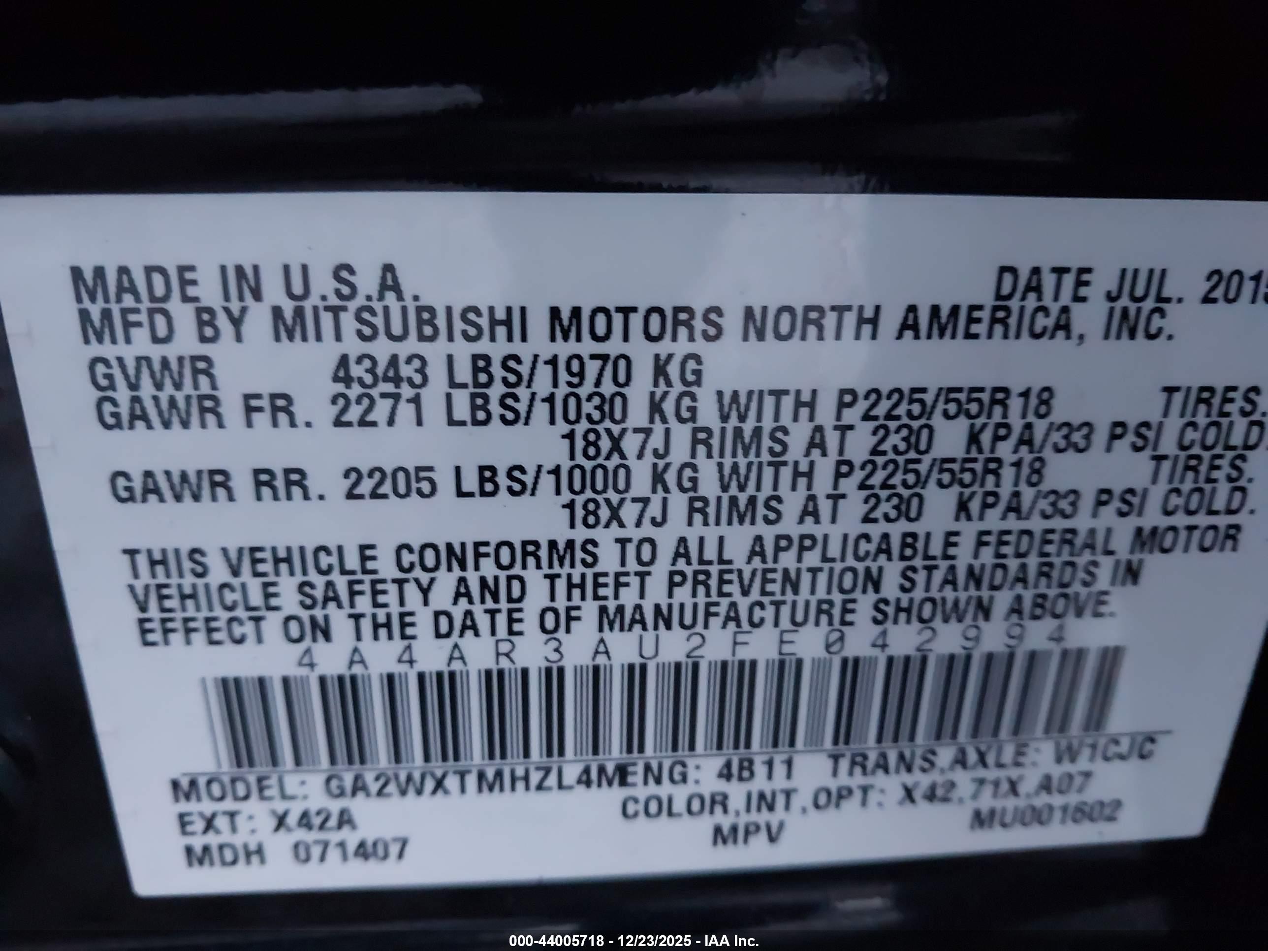 MITSUBISHI OUTLANDER image 9