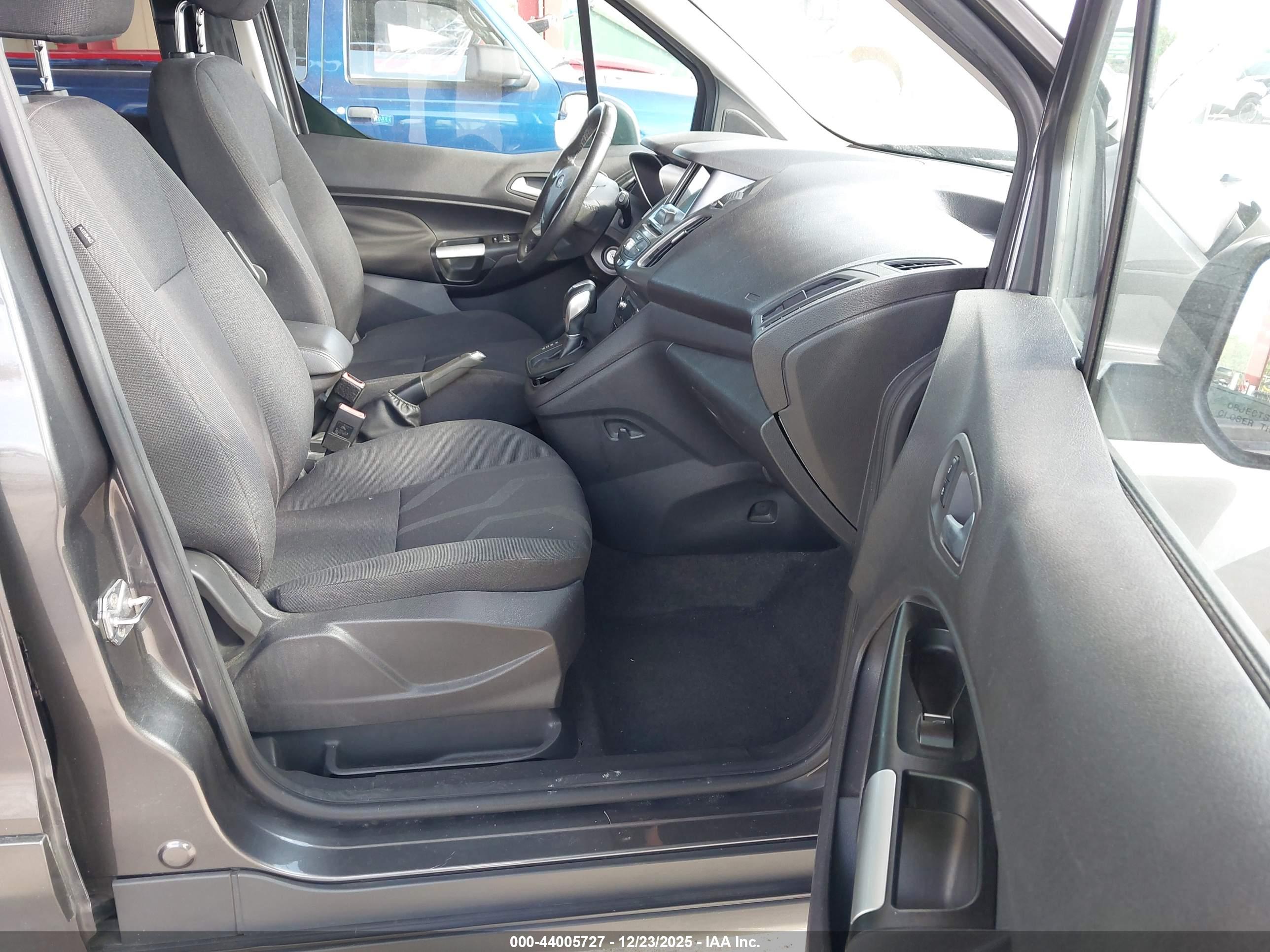 FORD TRANSIT image 5