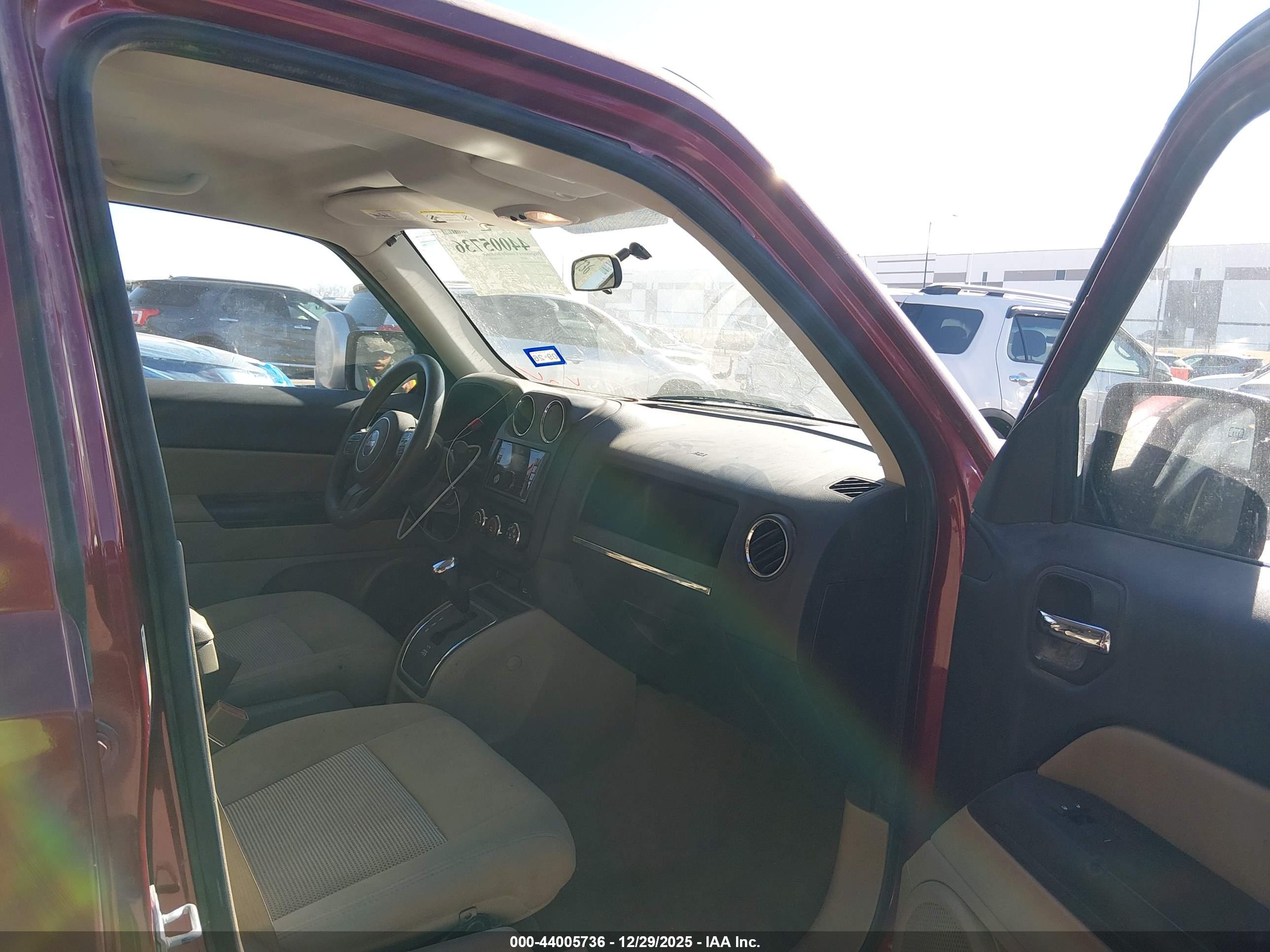 JEEP PATRIOT image 5