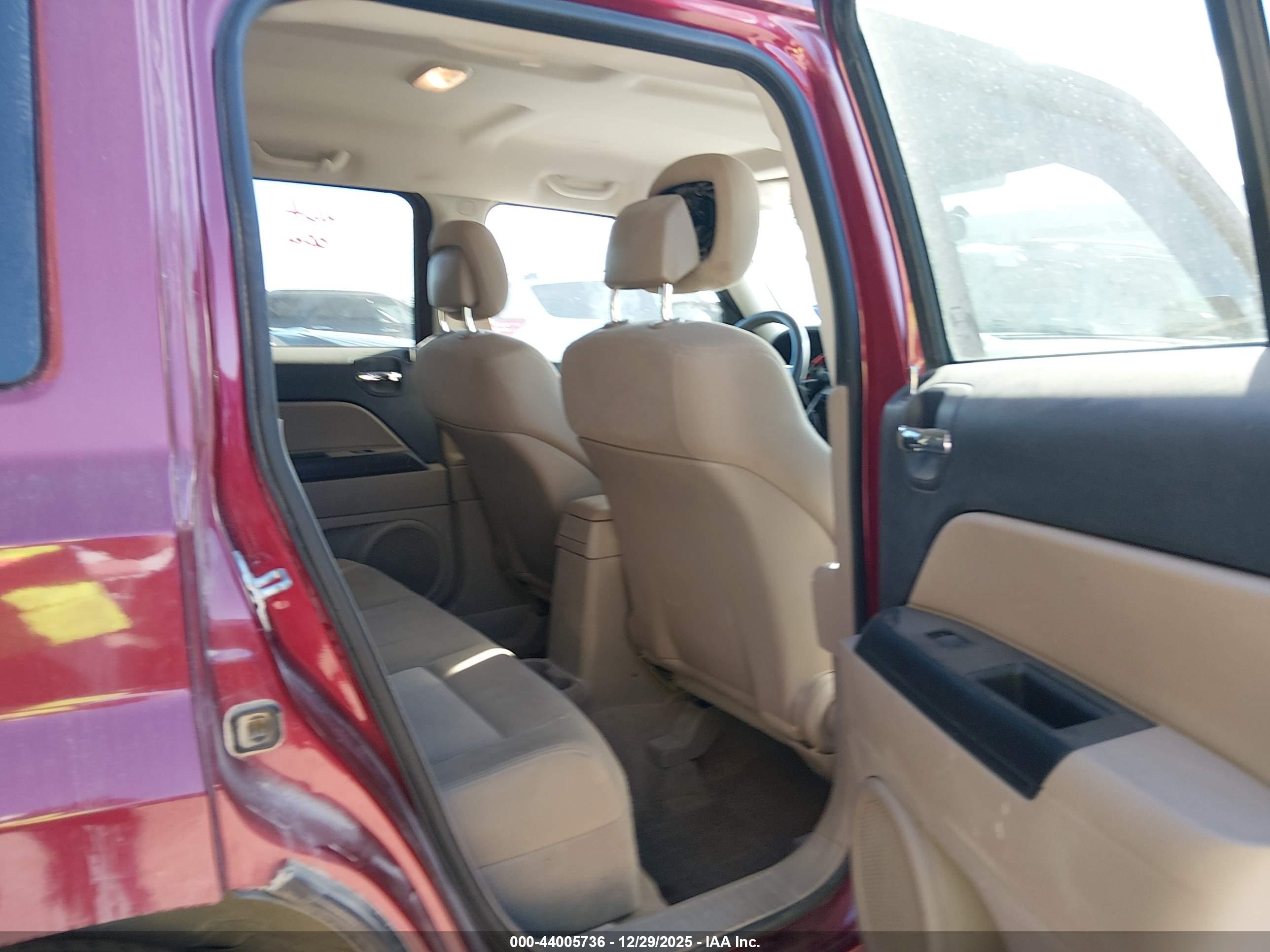 JEEP PATRIOT image 8