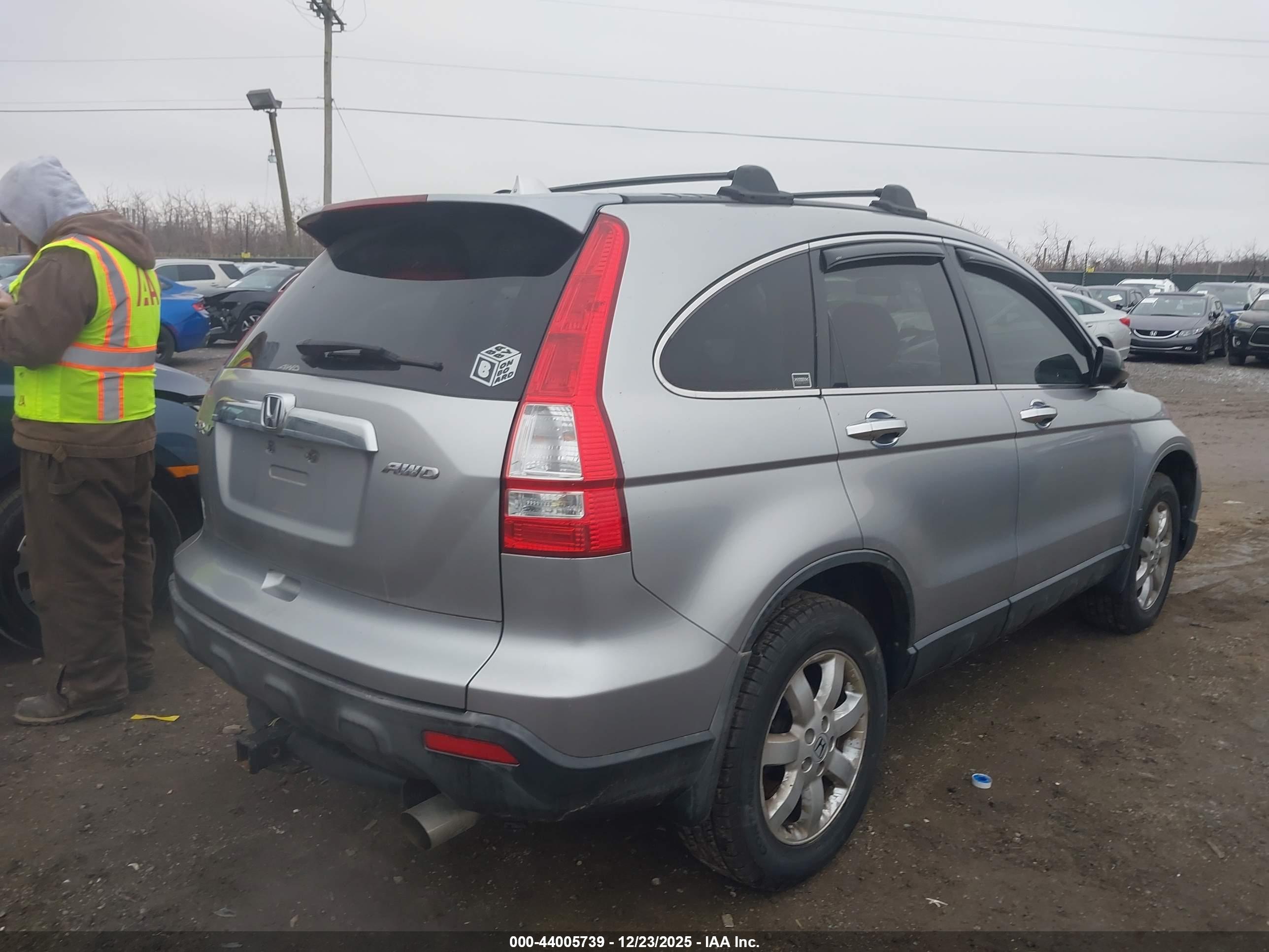 HONDA CR-V image 4