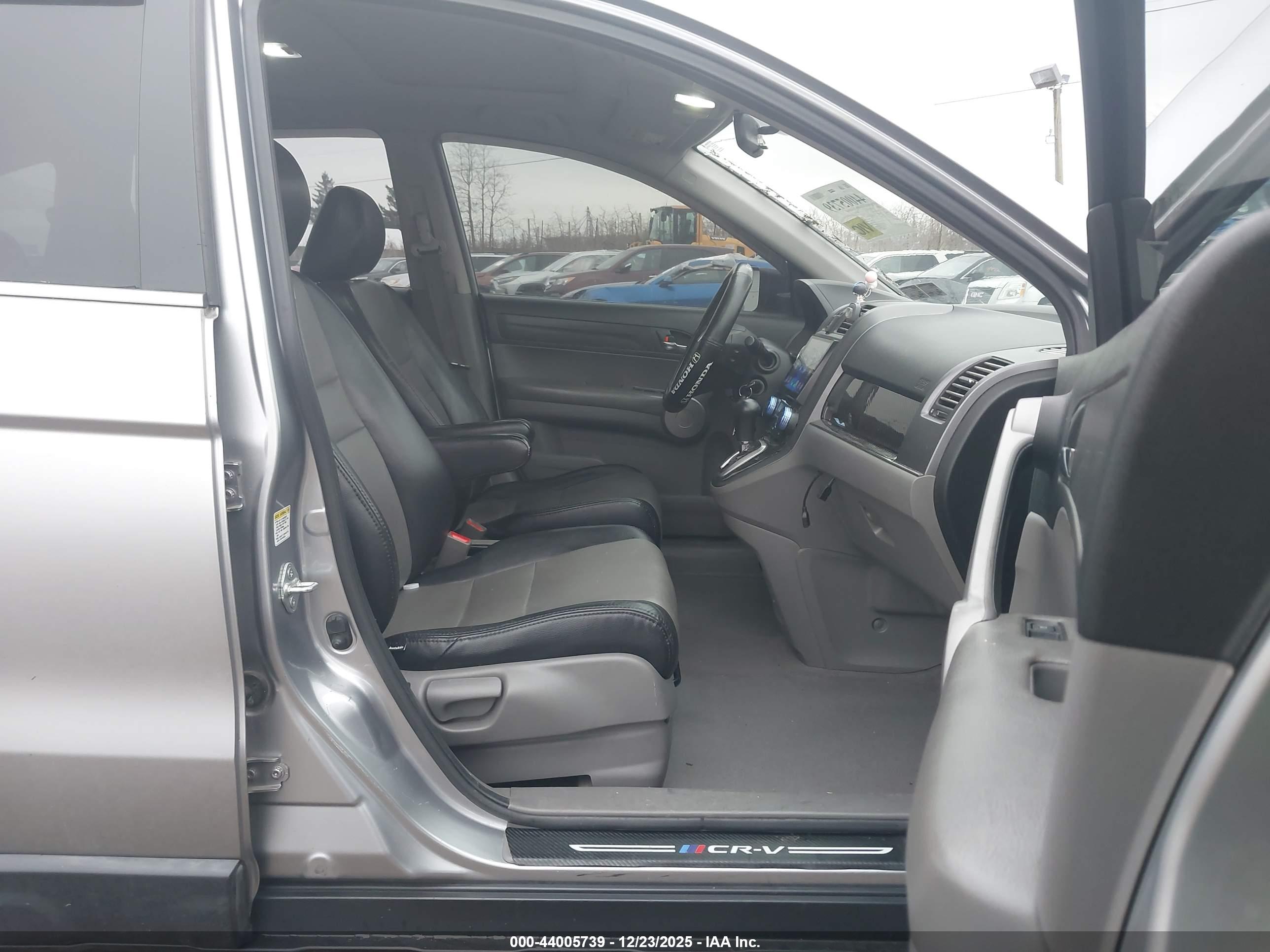 HONDA CR-V image 5