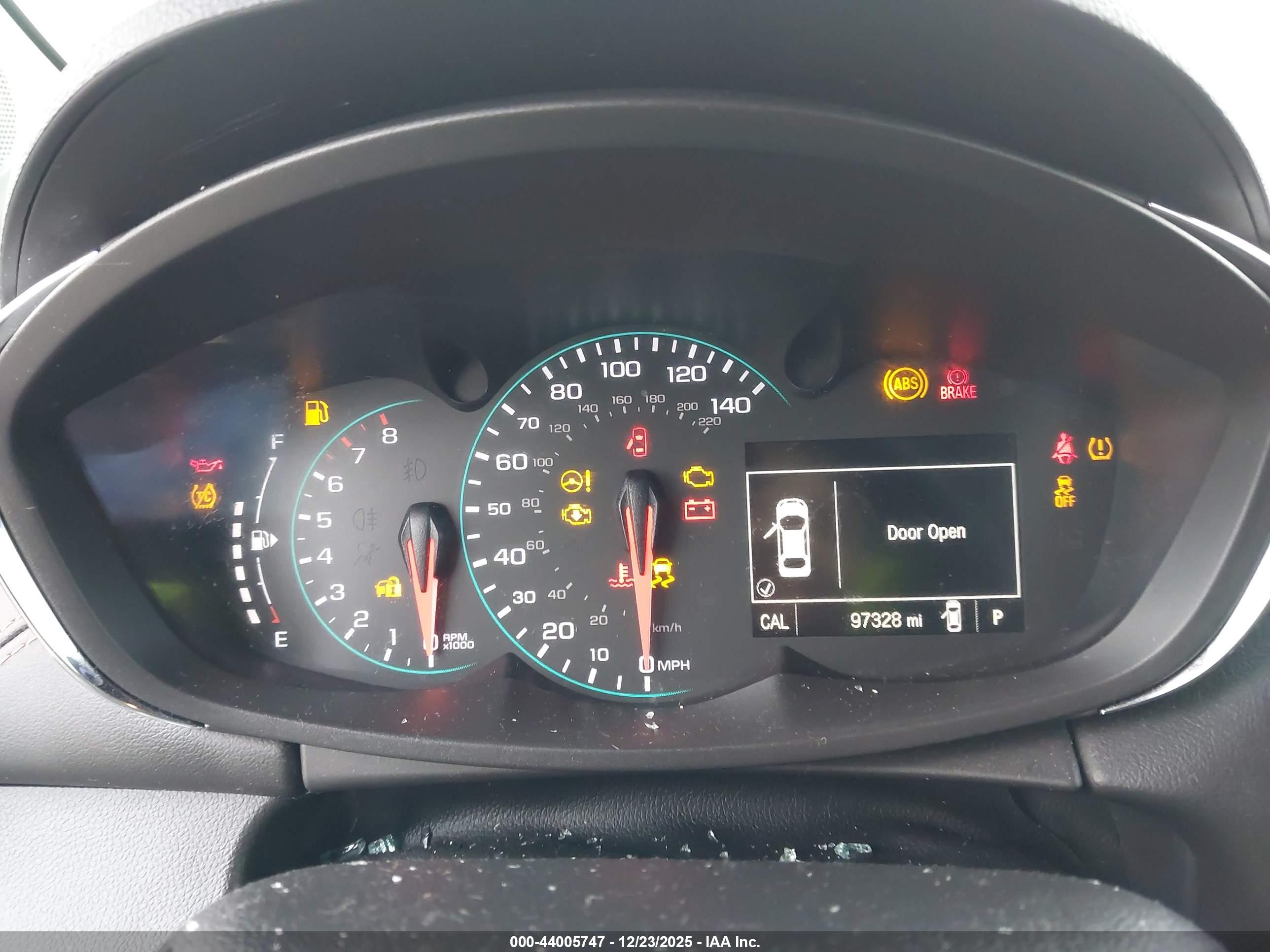 CHEVROLET TRAX image 7