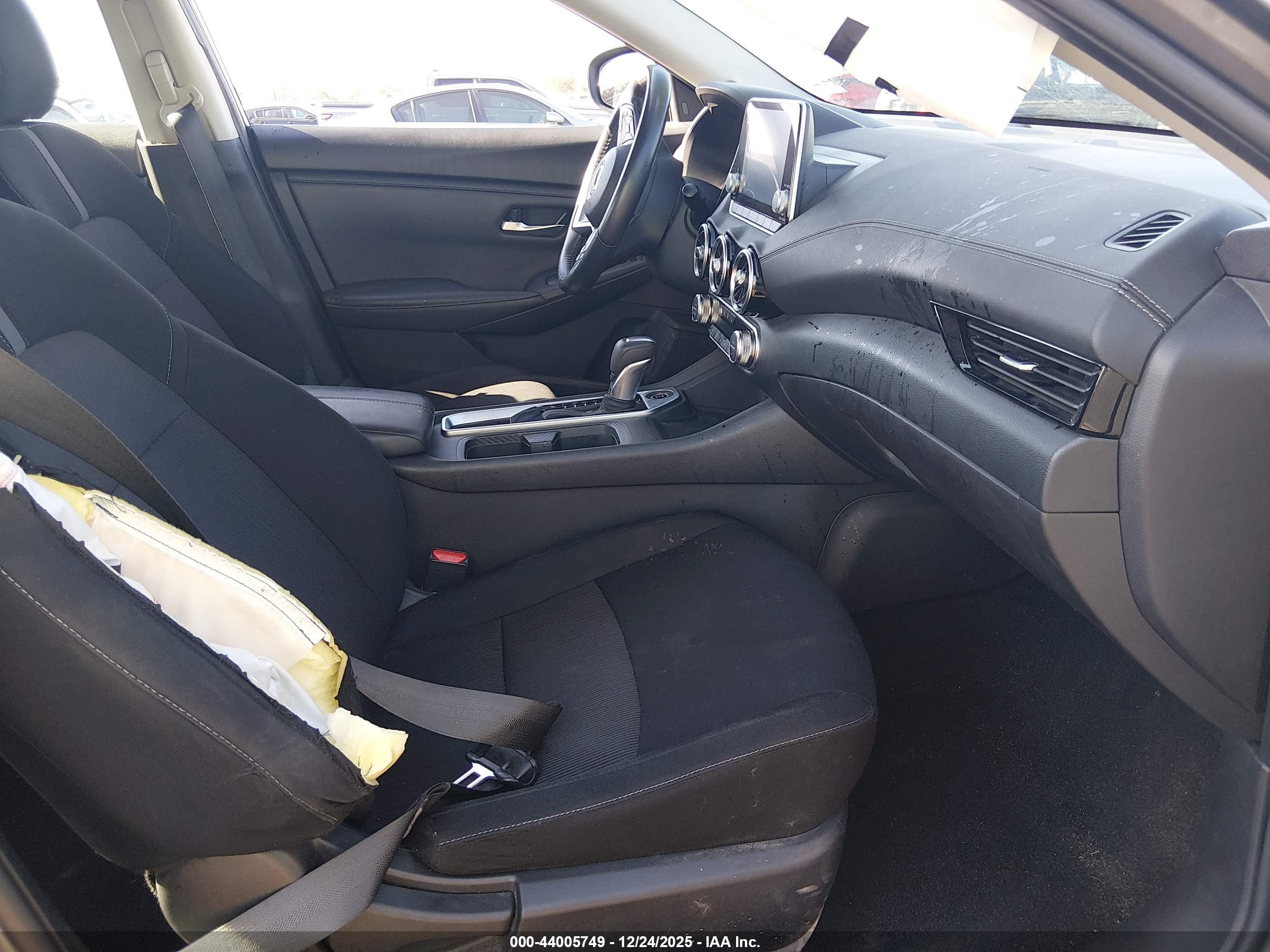 NISSAN SENTRA image 5