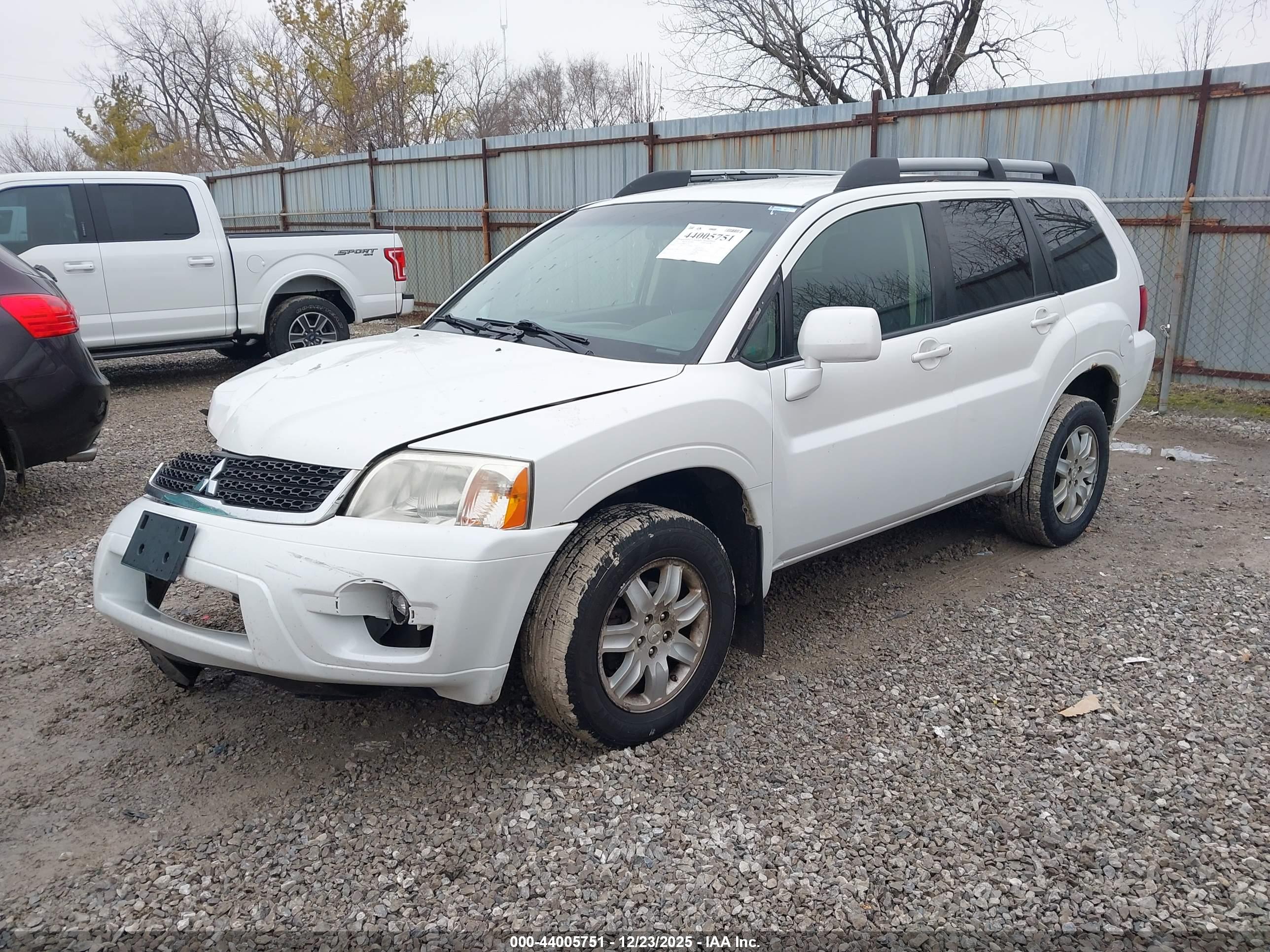 MITSUBISHI ENDEAVOR image 2