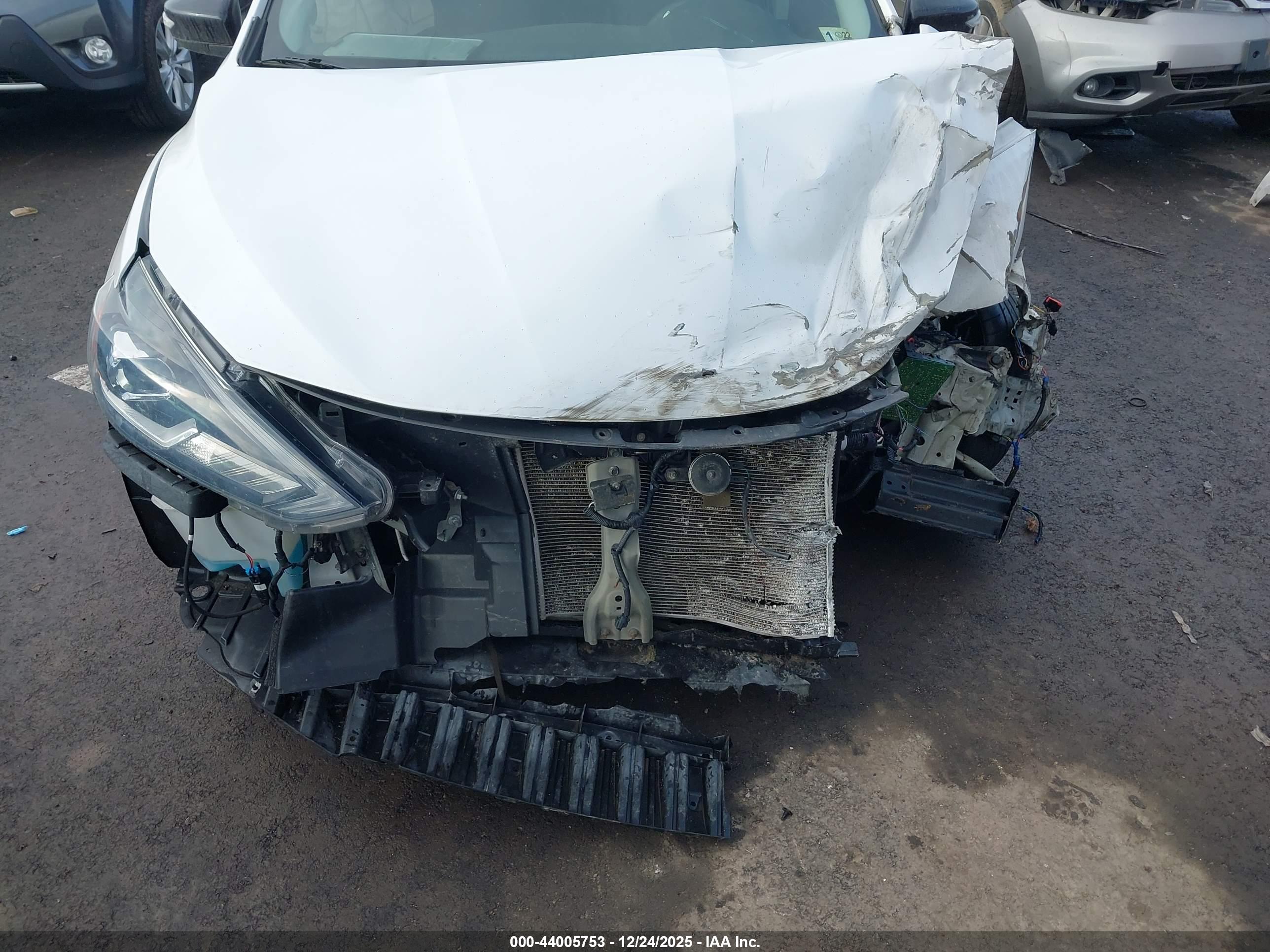 NISSAN SENTRA image 6