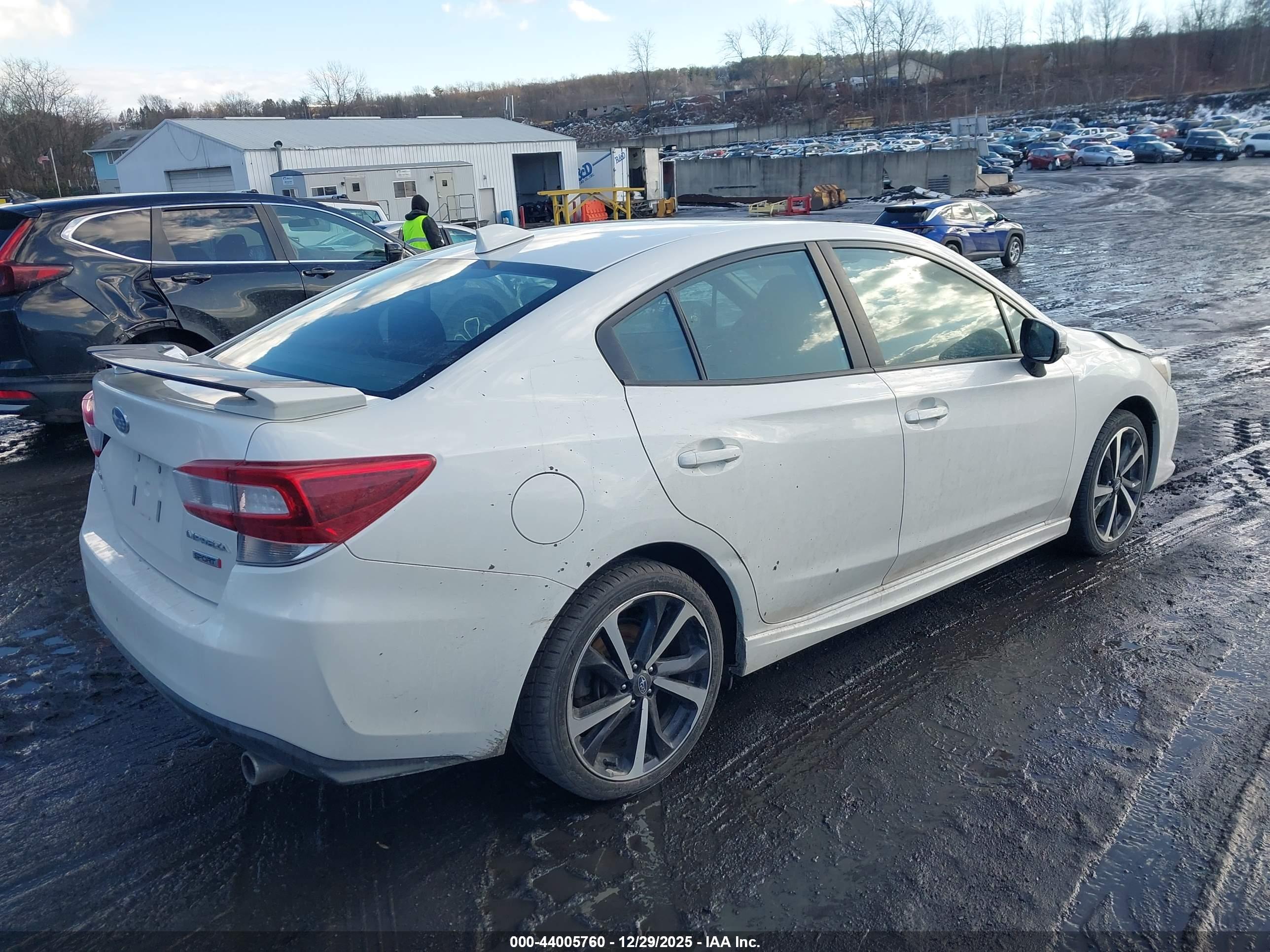 SUBARU IMPREZA image 4