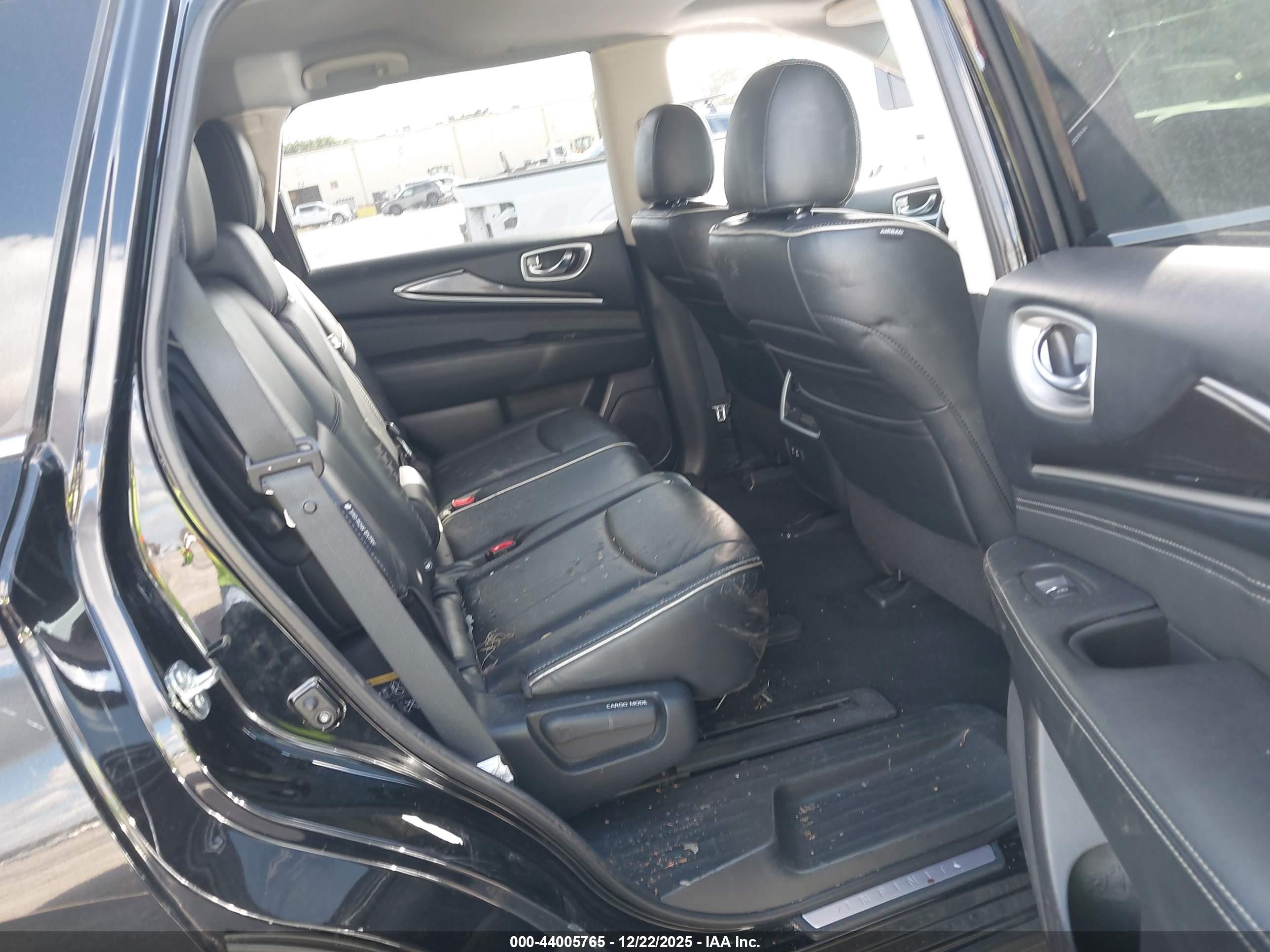INFINITI QX60 image 8