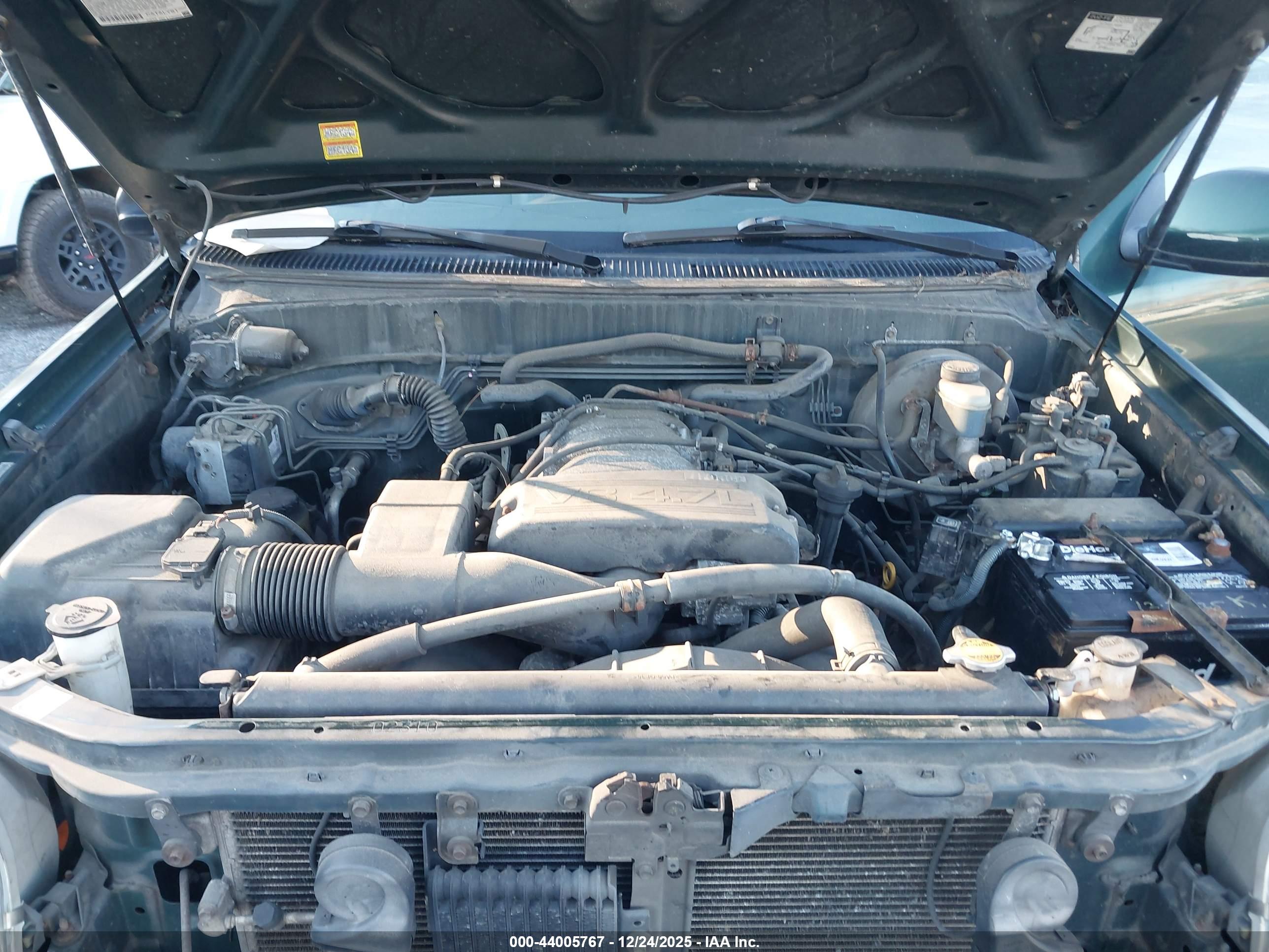 TOYOTA TUNDRA image 10