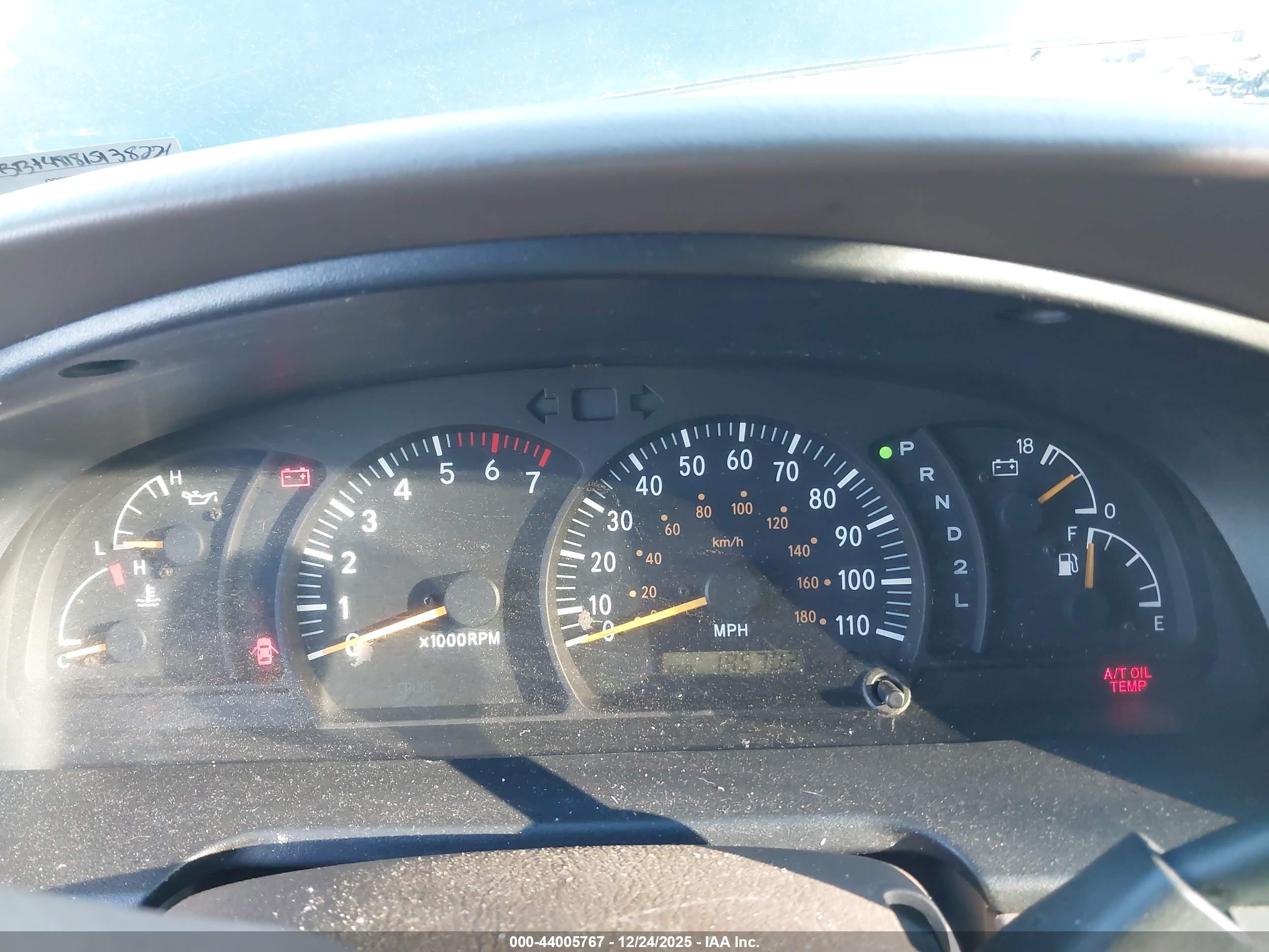 TOYOTA TUNDRA image 7