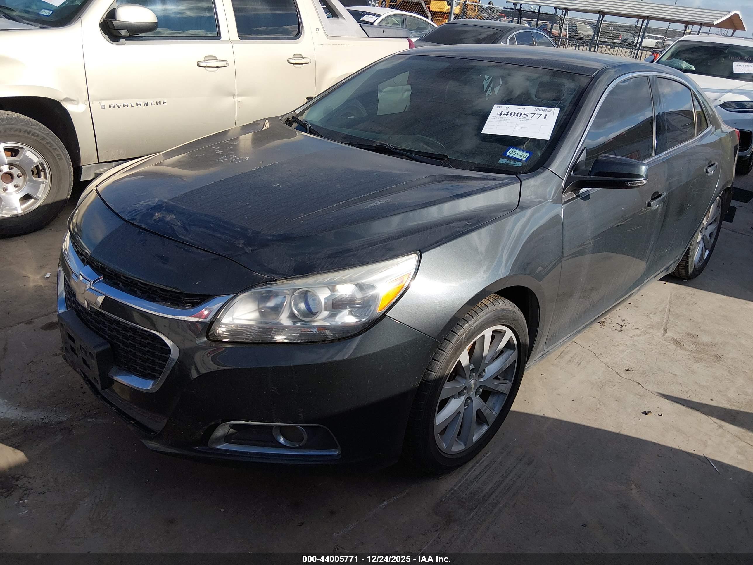 CHEVROLET MALIBU image 2