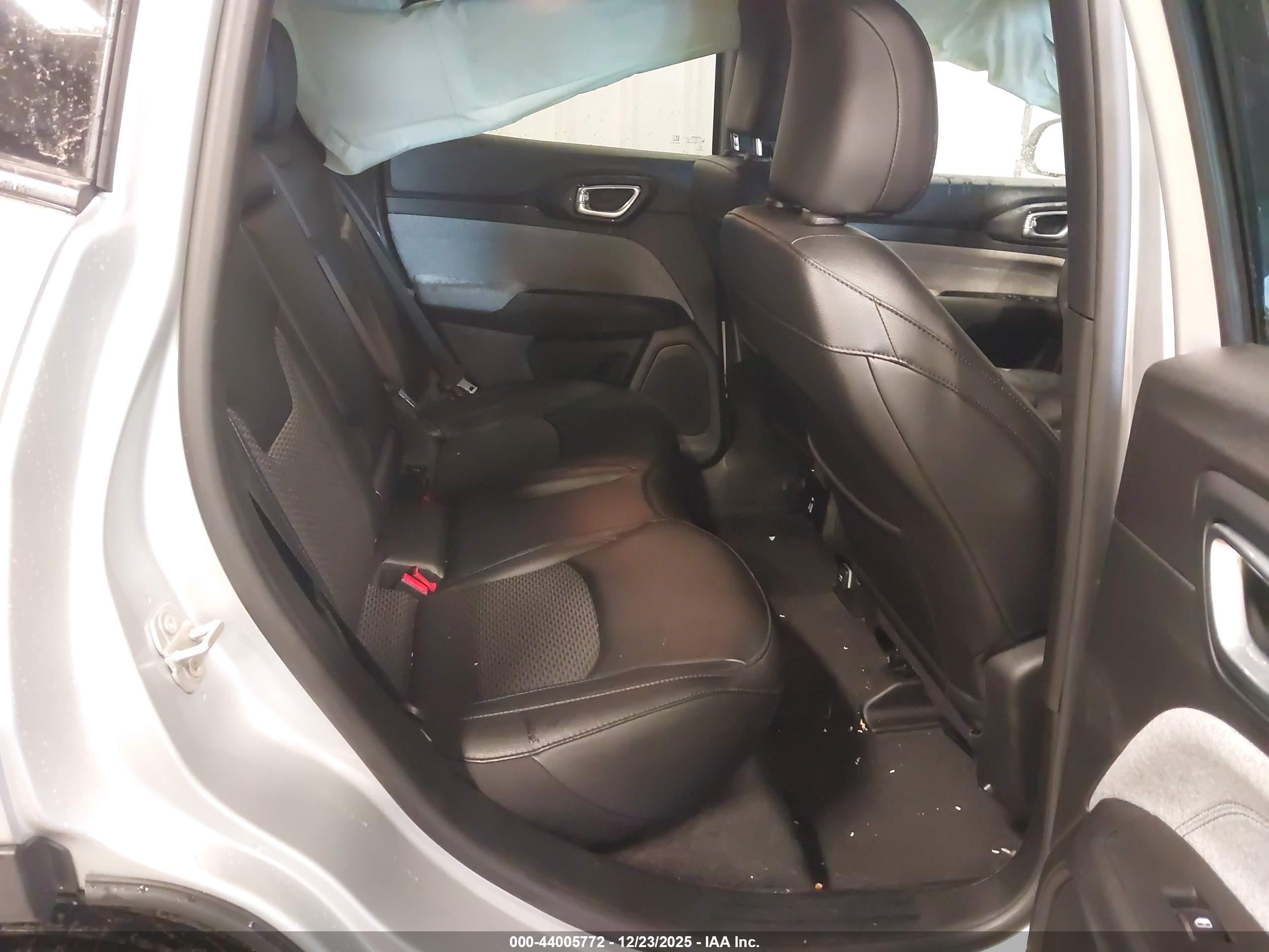 JEEP COMPASS image 8