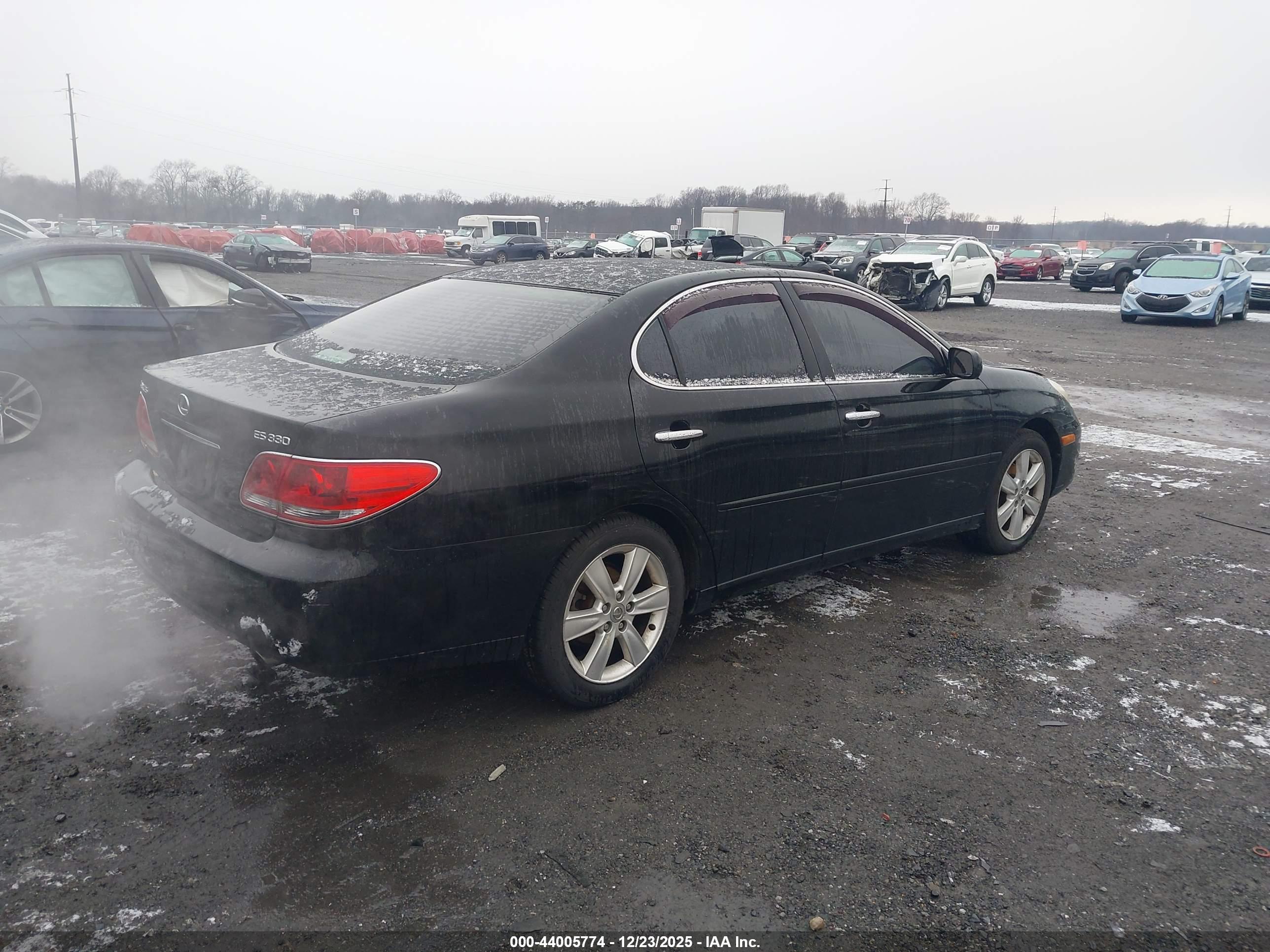 LEXUS ES image 4