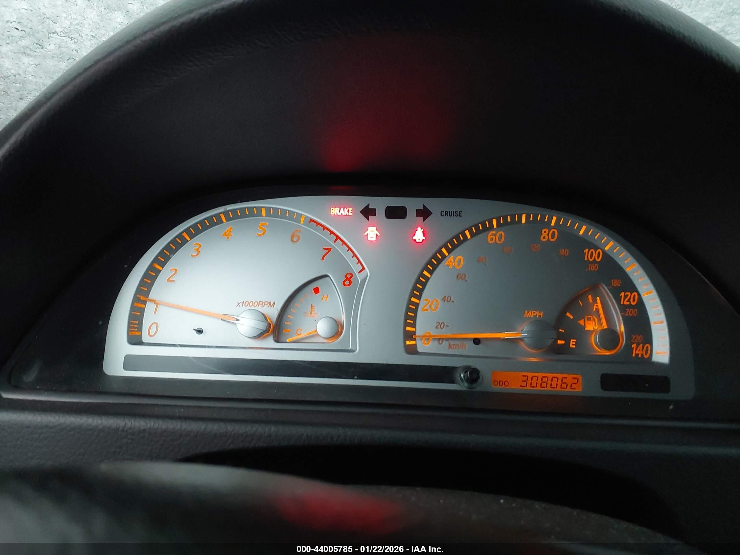 TOYOTA CAMRY image 7