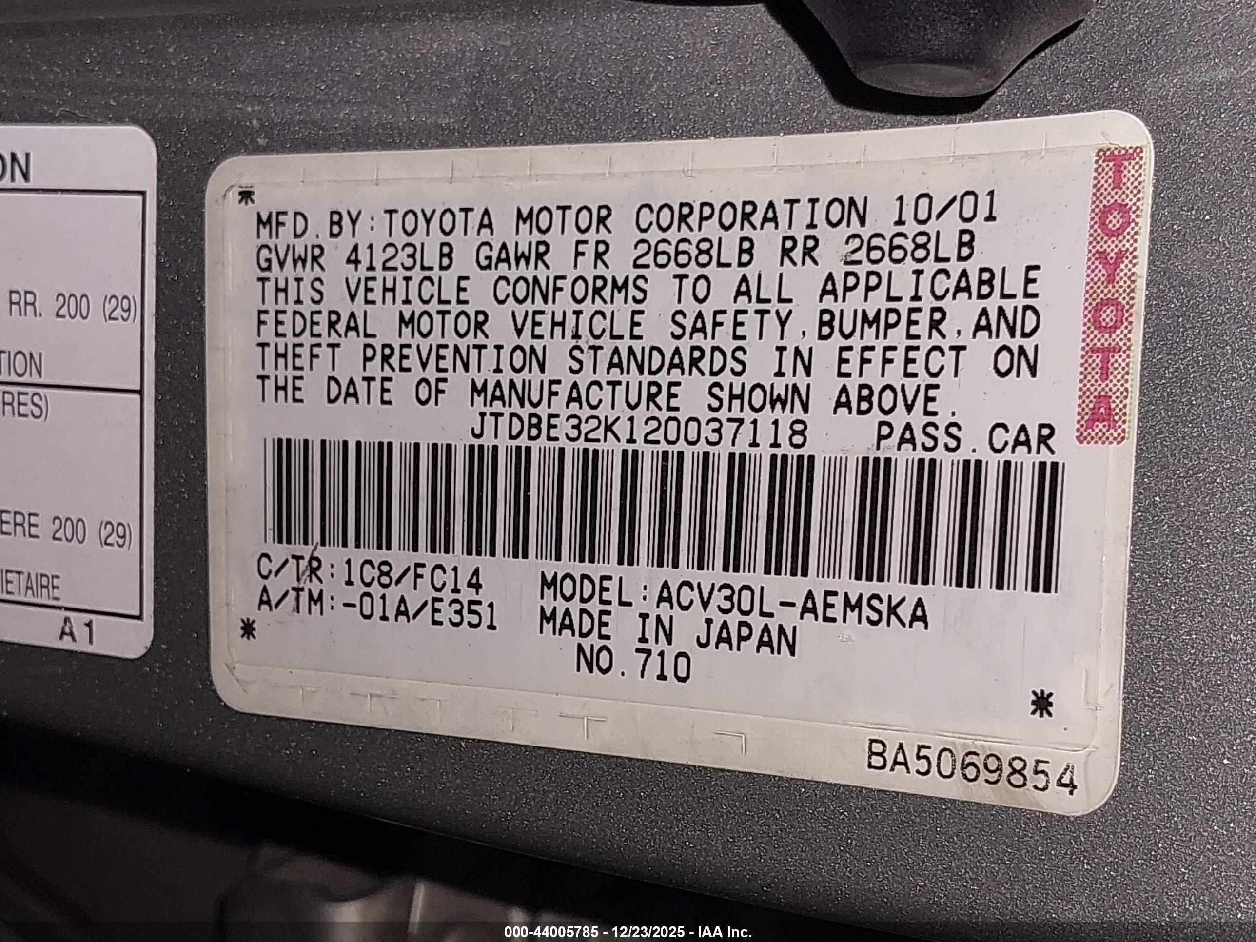 TOYOTA CAMRY image 9